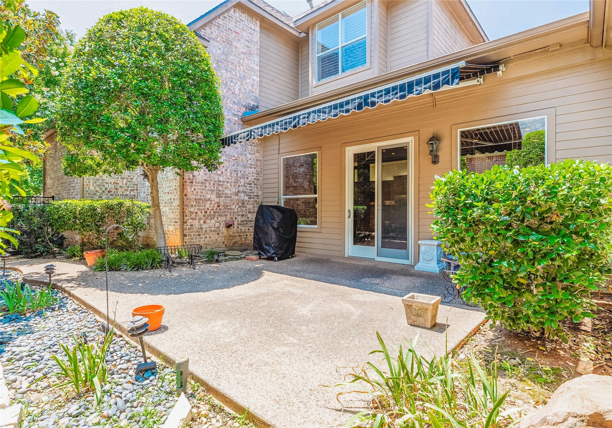 Southlake, Texas, 76092, United States, 3 Bedrooms Bedrooms, ,3 BathroomsBathrooms,Residential,For Sale,1841615