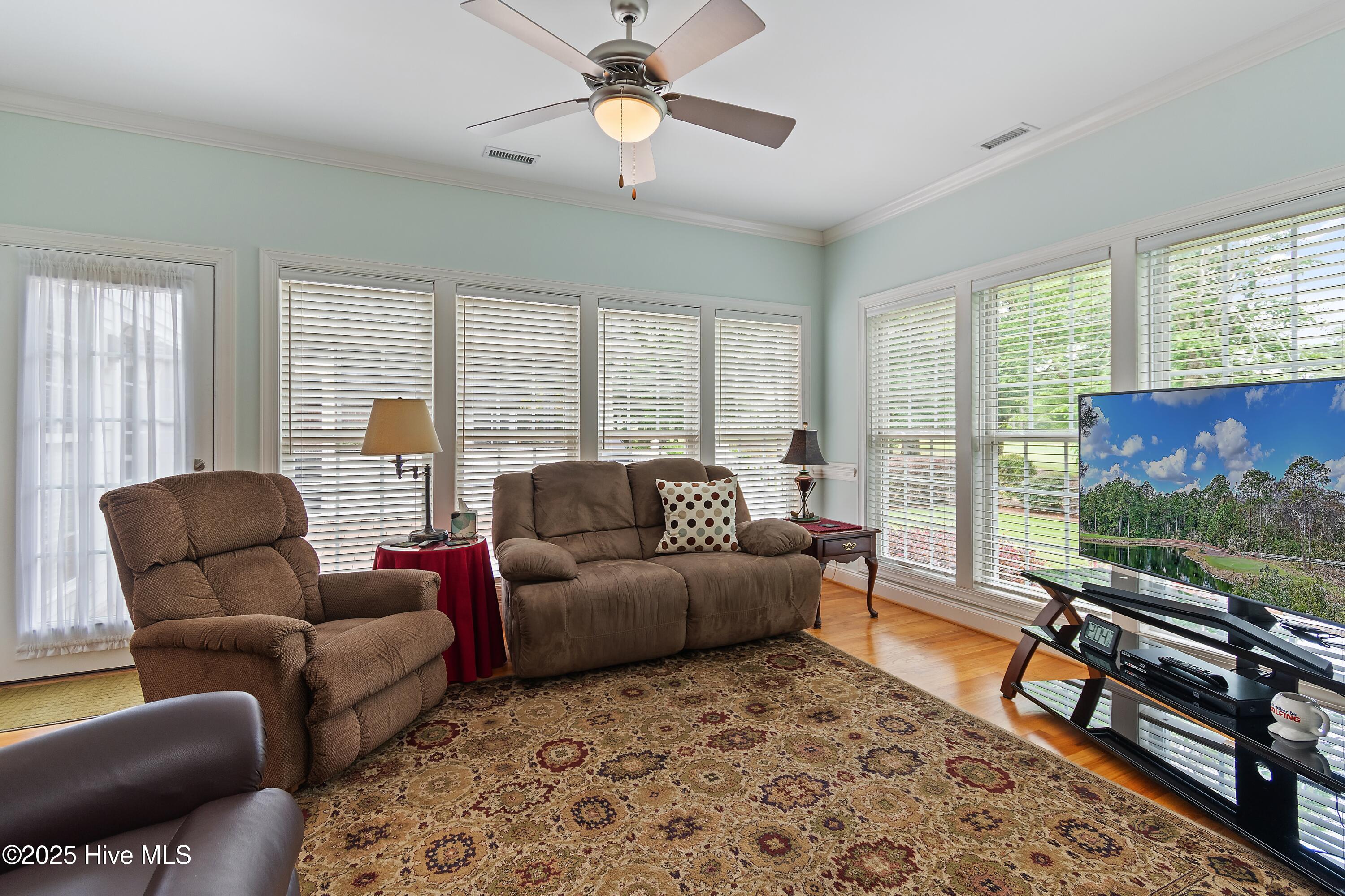 Southport, North Carolina, 28461, United States, 4 Bedrooms Bedrooms, ,3 BathroomsBathrooms,Residential,For Sale,1903554