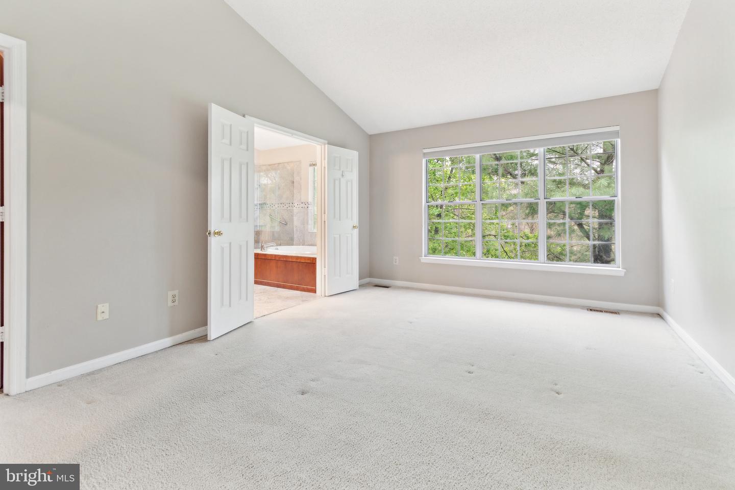 OLNEY, Maryland, 20832, United States, 3 Bedrooms Bedrooms, ,4 BathroomsBathrooms,Residential,For Sale,1931651