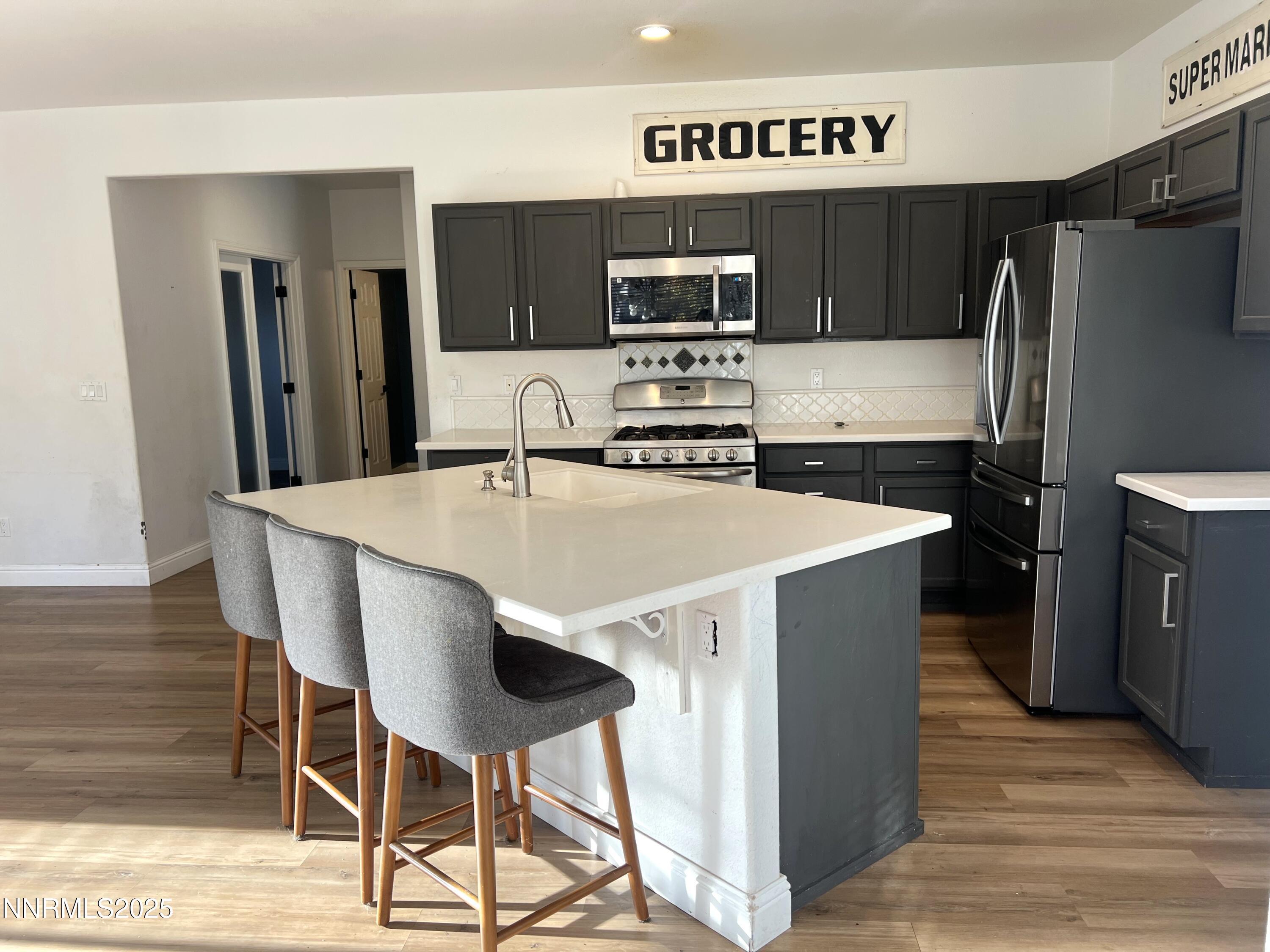 Sparks, Nevada, 89436, United States, 3 Bedrooms Bedrooms, ,3 BathroomsBathrooms,Residential,For Sale,1992114