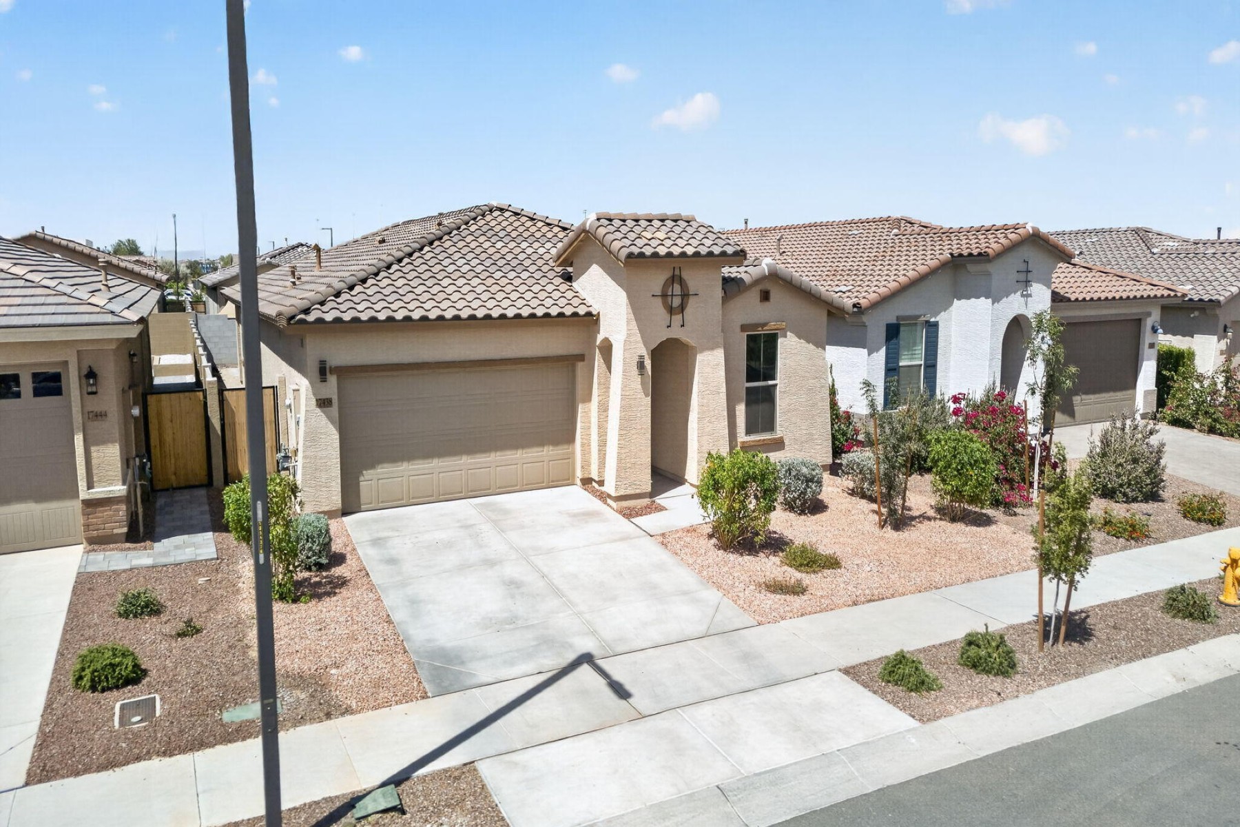 17438 W Charter Oak Road¦Surprise, AZ - 物件實景