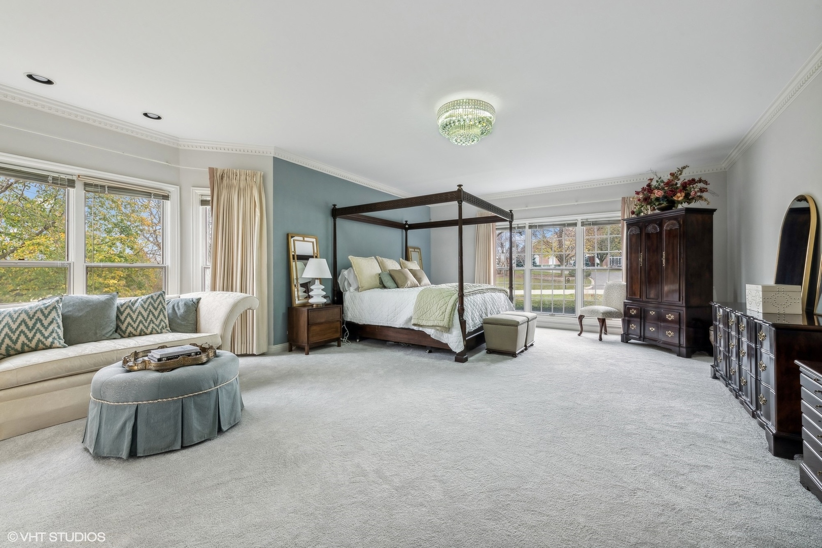 Inverness, Illinois, 60010, United States, 5 Bedrooms Bedrooms, ,6 BathroomsBathrooms,Residential,For Sale,1927406