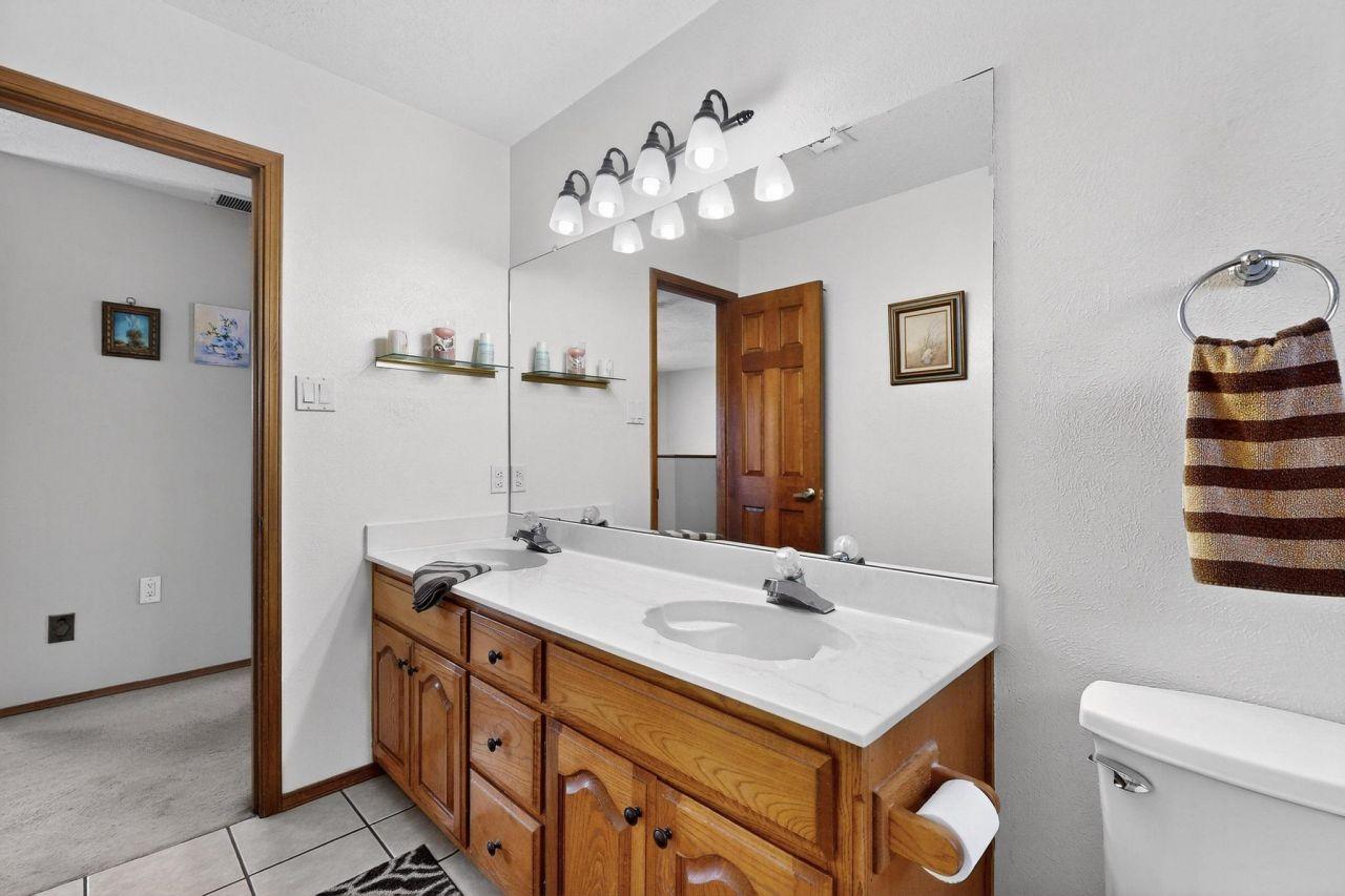 Albuquerque, New Mexico, 87109, United States, 4 Bedrooms Bedrooms, ,3 BathroomsBathrooms,Residential,For Sale,1847808