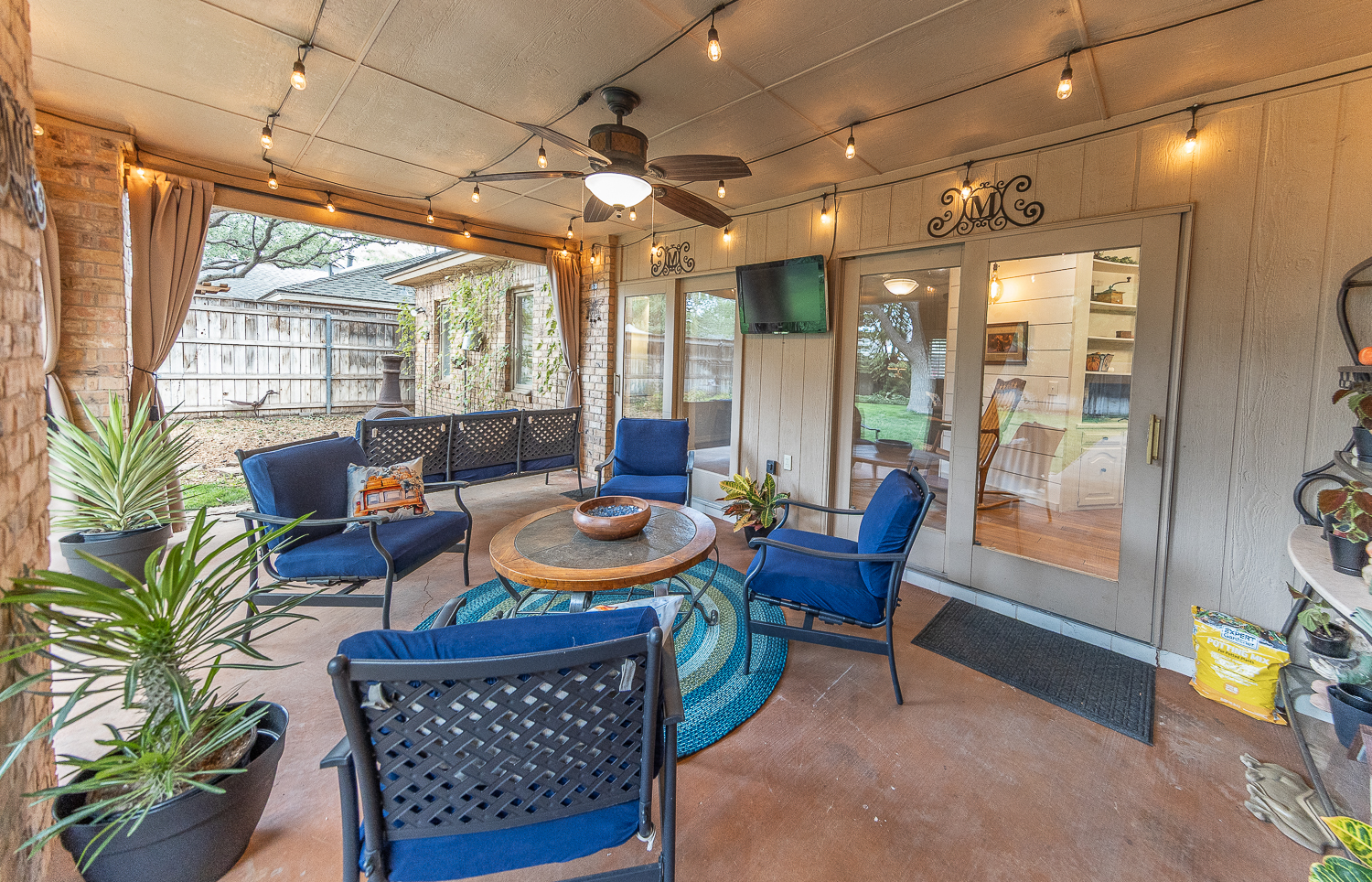 Lubbock, Texas, 79424, United States, 3 Bedrooms Bedrooms, ,3 BathroomsBathrooms,Residential,For Sale,1969049