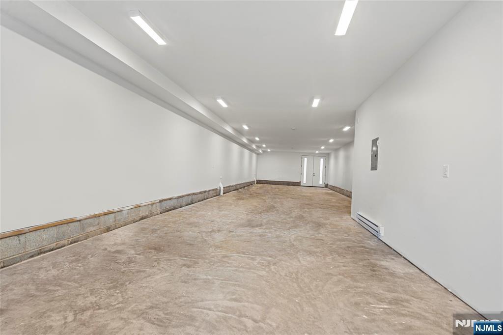 Jersey City, New Jersey, 07307, United States, 3 Bedrooms Bedrooms, ,3 BathroomsBathrooms,Residential,For Sale,2002133