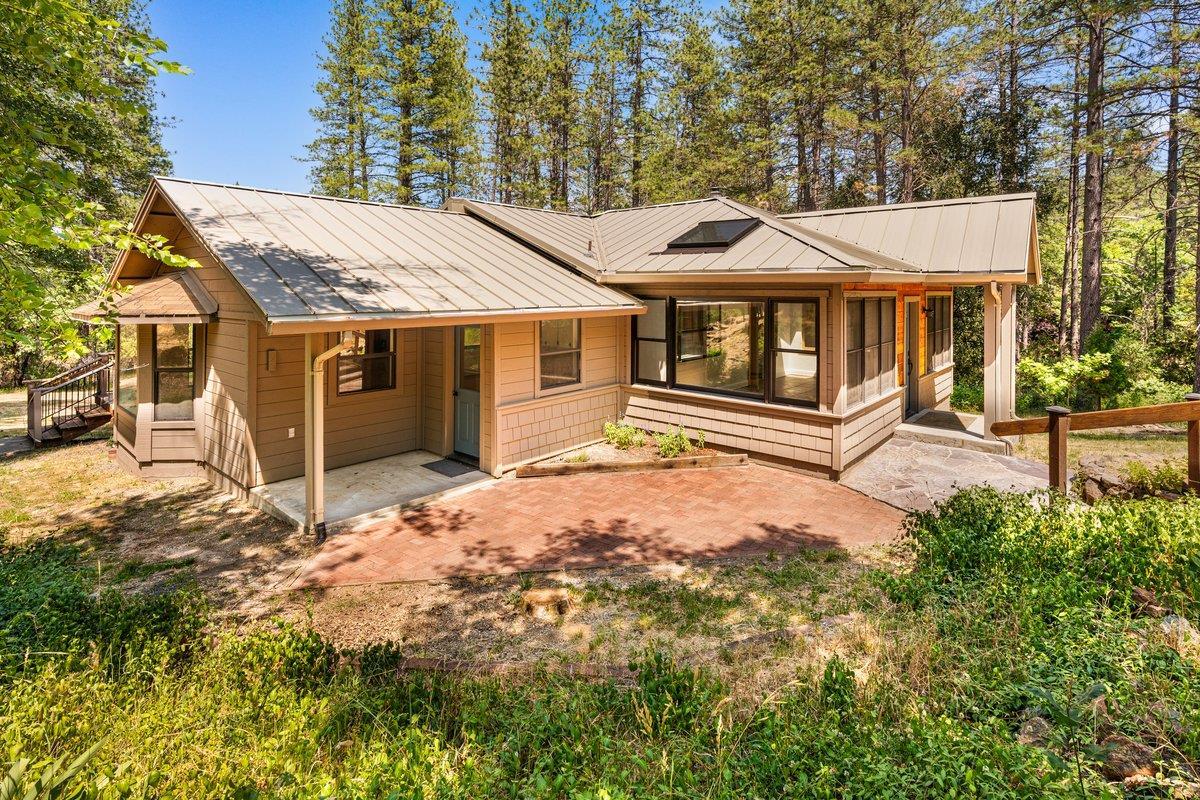 Nevada City, California, 95959, United States, 3 Bedrooms Bedrooms, ,3 BathroomsBathrooms,Residential,For Sale,1916379