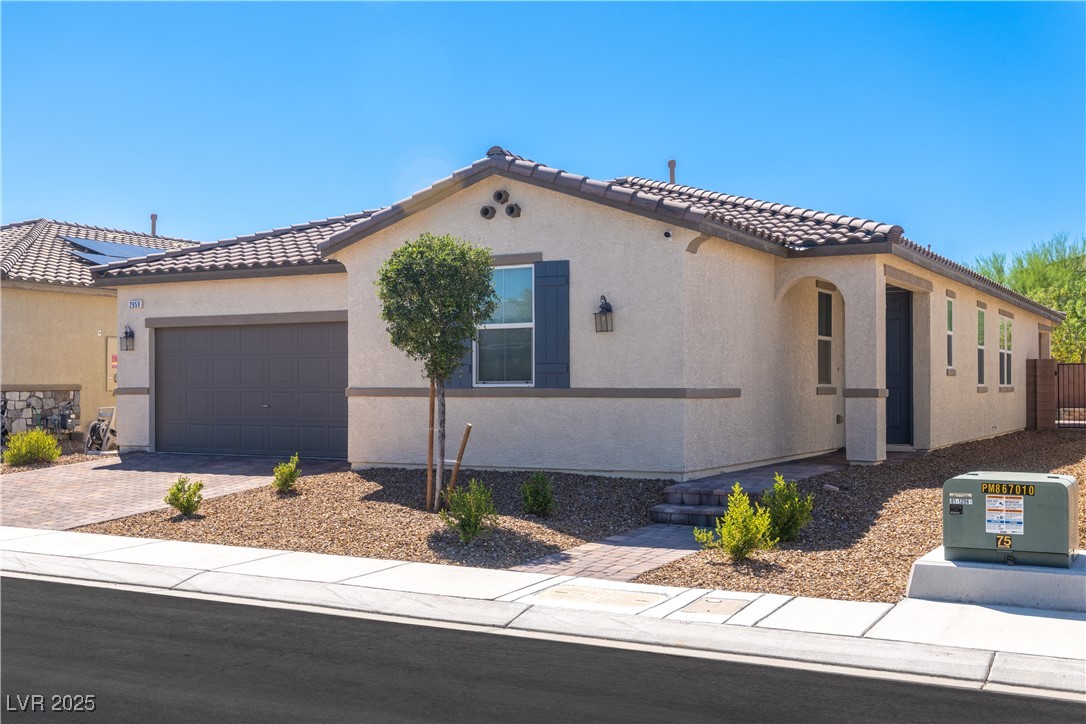 Henderson, Nevada, 89044, United States, 3 Bedrooms Bedrooms, ,2 BathroomsBathrooms,Residential,For Sale,1950988