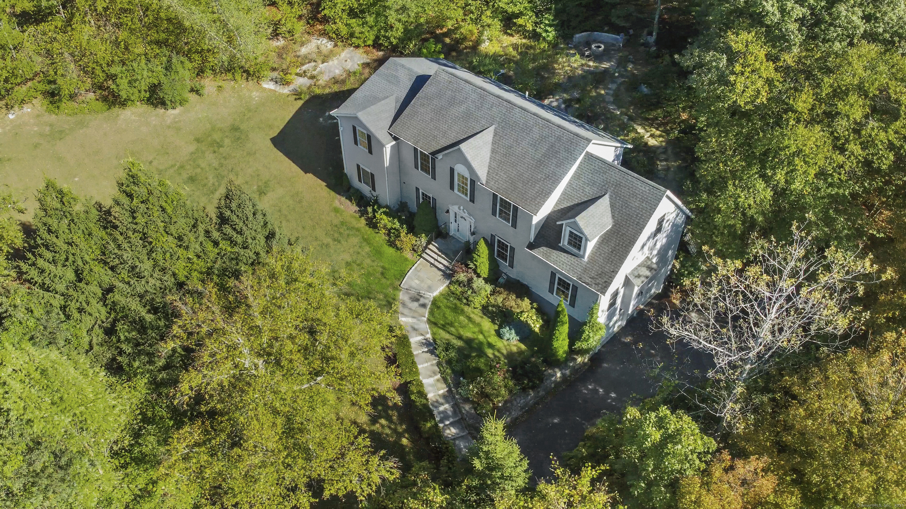 Newtown, Connecticut, 06470, United States, 5 Bedrooms Bedrooms, ,5 BathroomsBathrooms,Residential,For Sale,1960468