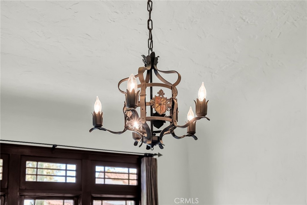 Riverside, California, 92507, United States, 4 Bedrooms Bedrooms, ,2 BathroomsBathrooms,Residential,For Sale,1999020