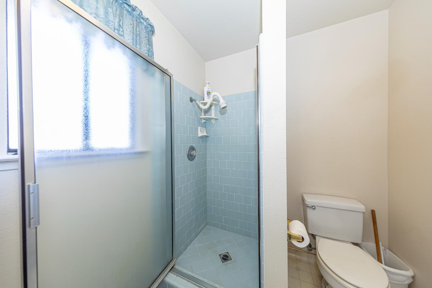 Oakhurst, California, 93644, United States, 4 Bedrooms Bedrooms, ,3 BathroomsBathrooms,Residential,For Sale,1974250