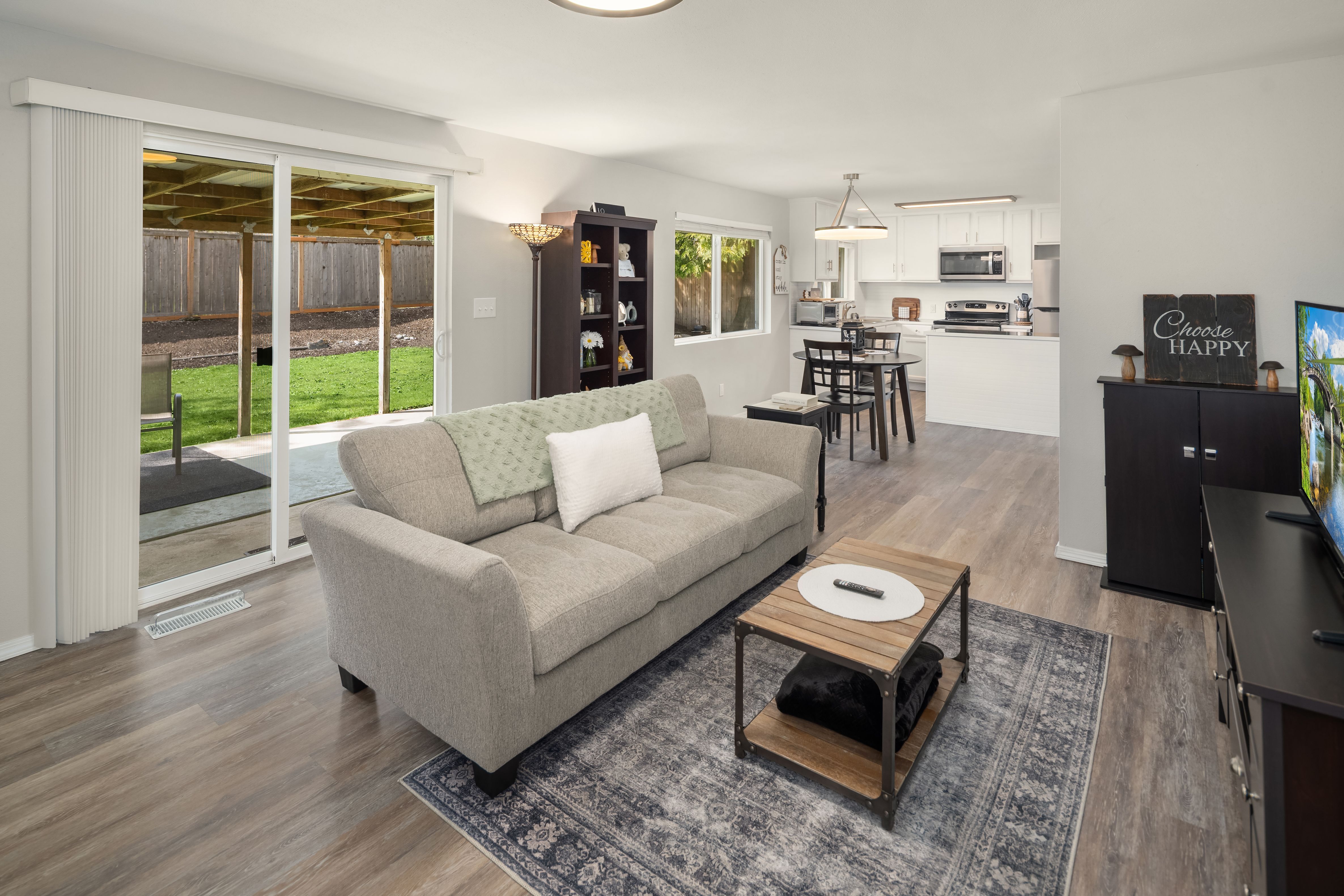  1067 Anacortes Ave NE, Renton, WA 98059 - 物件實景