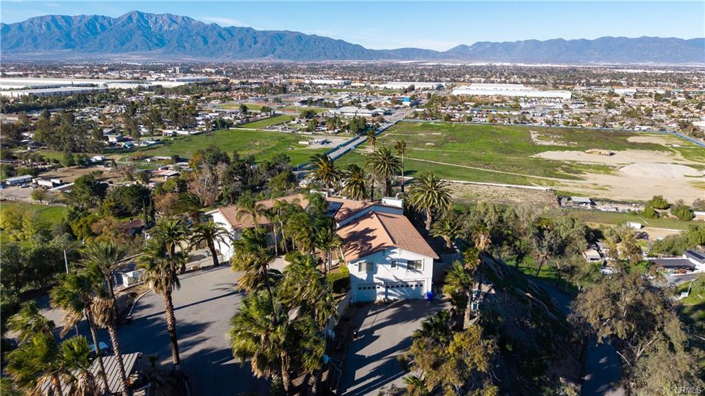 Bloomington, California, 92316, United States, 4 Bedrooms Bedrooms, ,3 BathroomsBathrooms,Residential,For Sale,2011679