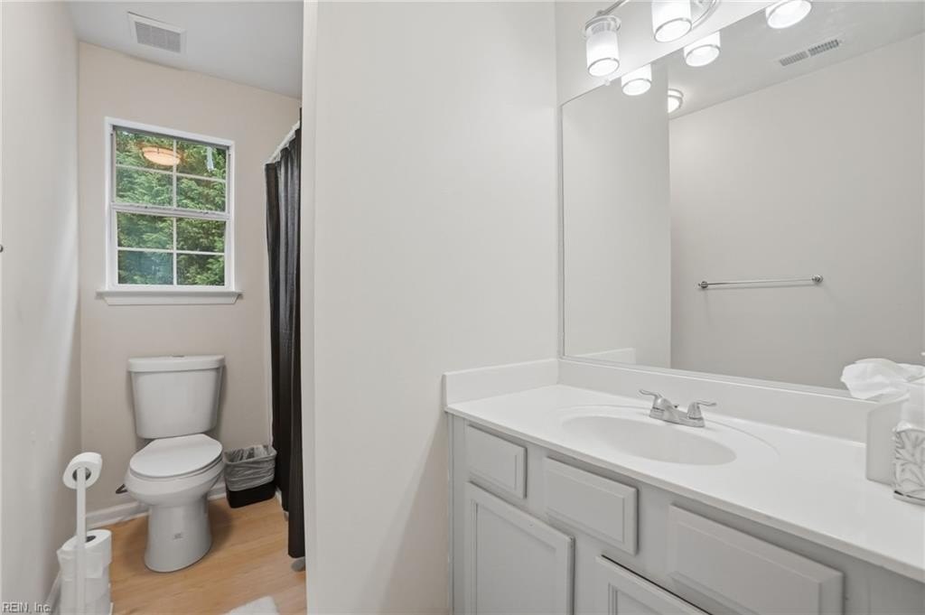 Virginia Beach, Virginia, 23456, United States, 4 Bedrooms Bedrooms, ,3 BathroomsBathrooms,Residential,For Sale,2048276