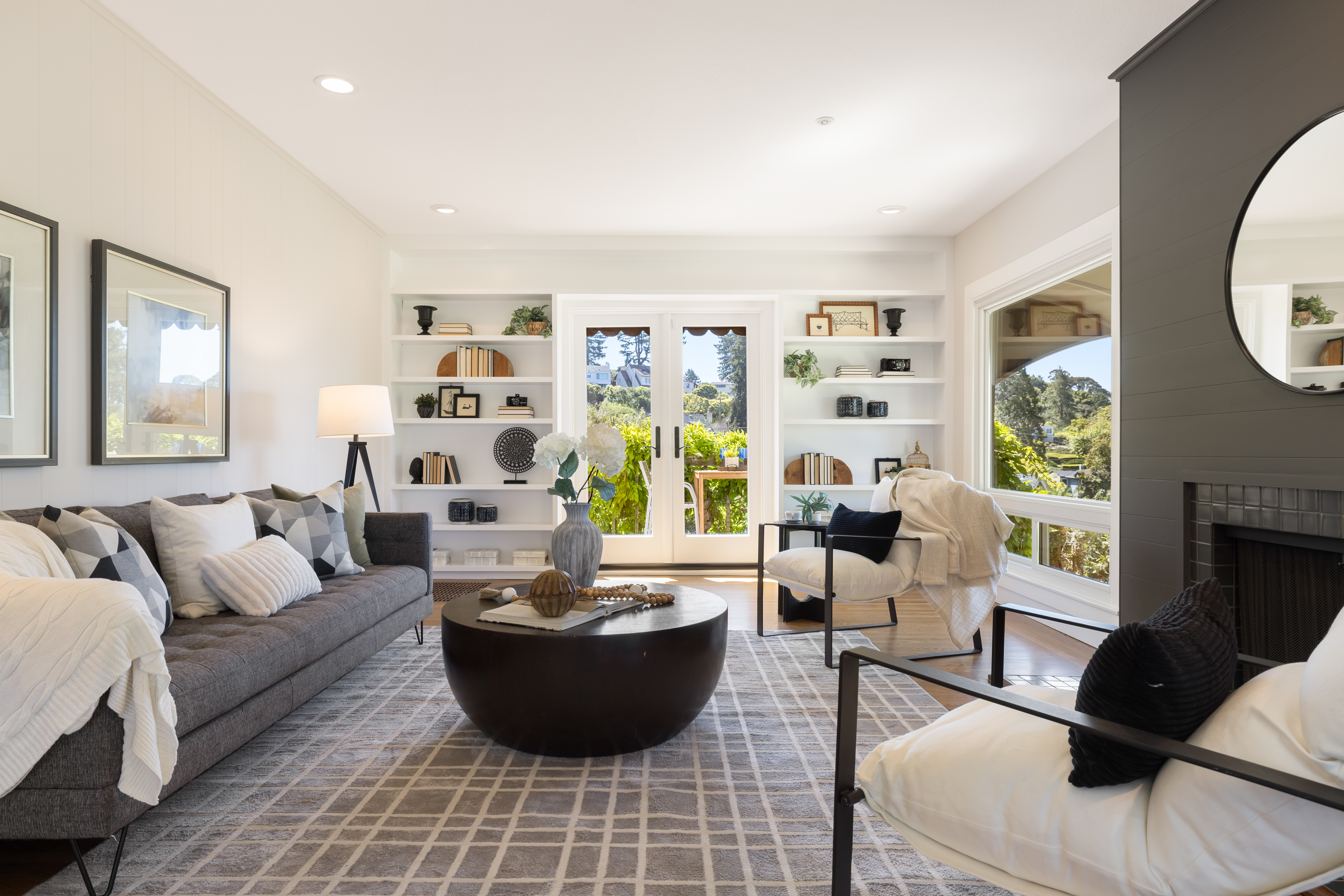  Timeless Berkeley Hills Gem with Spectacular Gardens and Bay Views - 物件實景