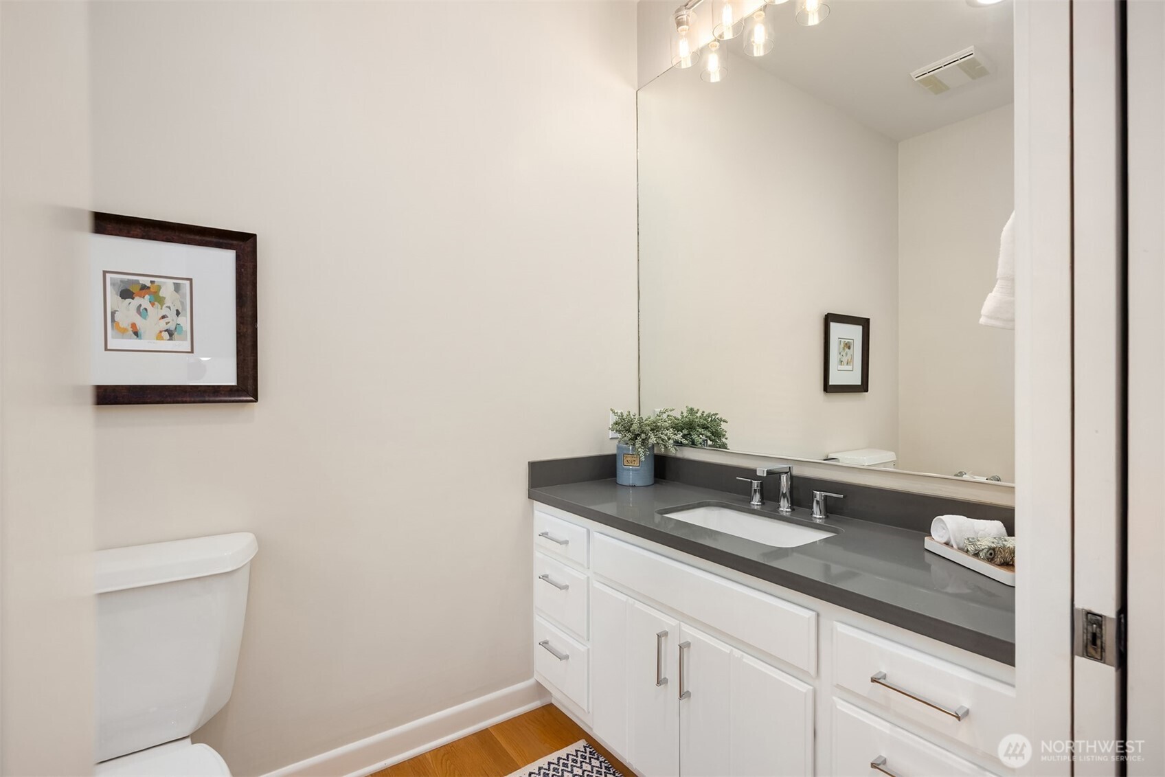 Bainbridge Island, Washington, 98110, United States, 3 Bedrooms Bedrooms, ,3 BathroomsBathrooms,Residential,For Sale,1896588