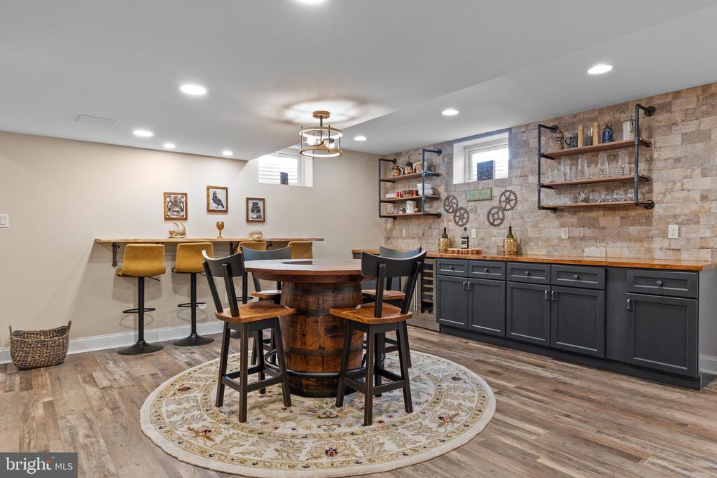 New Hope, Pennsylvania, 18938, United States, 4 Bedrooms Bedrooms, ,4 BathroomsBathrooms,Residential,For Sale,2003111