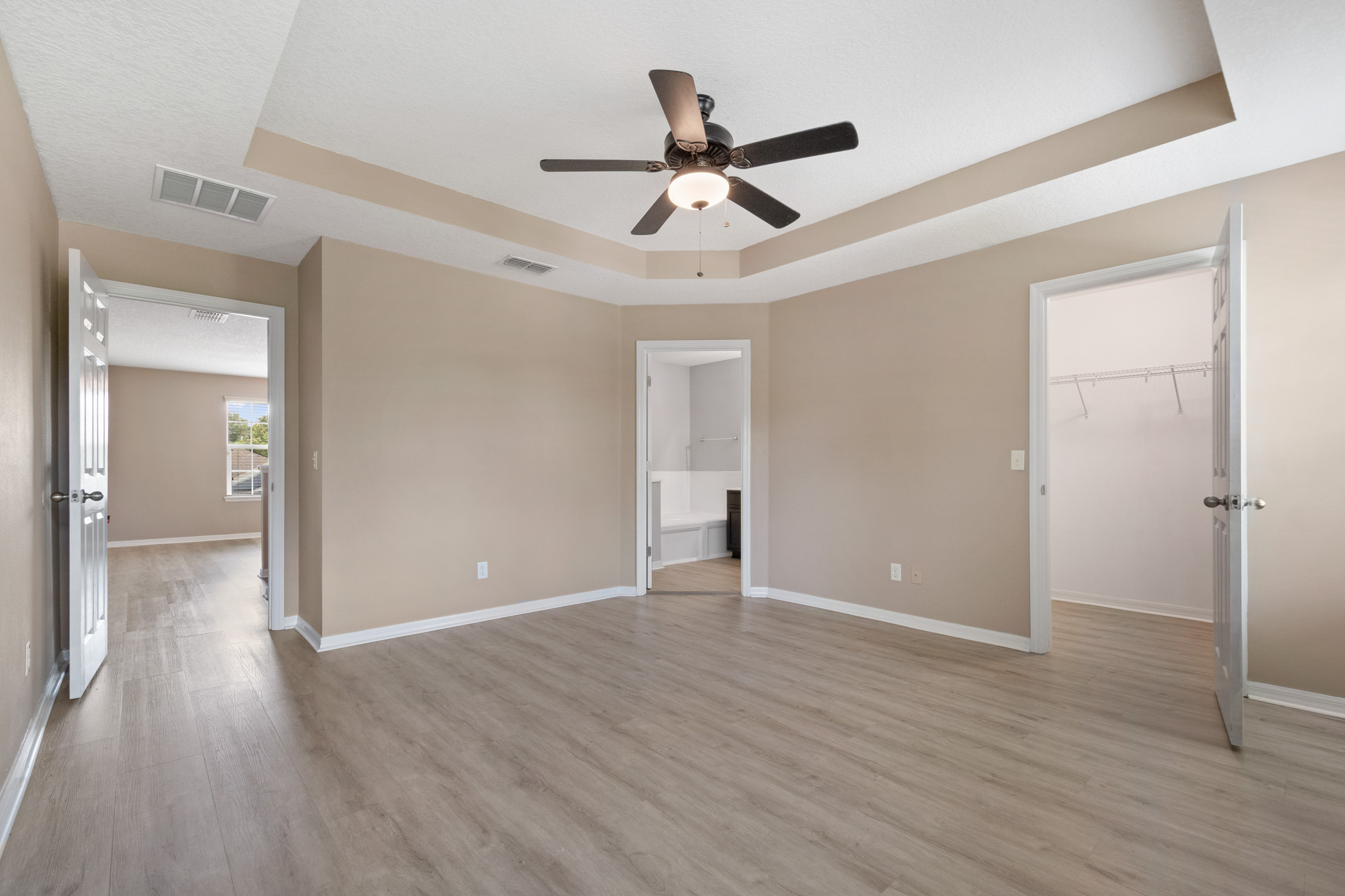 Winter Garden, Florida, 34787, United States, 5 Bedrooms Bedrooms, ,3 BathroomsBathrooms,Residential,For Sale,1935885