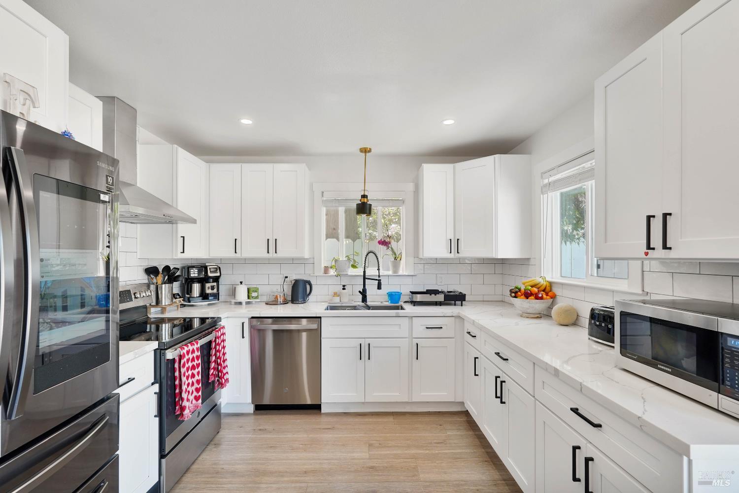Richmond, California, 94805, United States, 3 Bedrooms Bedrooms, ,3 BathroomsBathrooms,Residential,For Sale,1938179