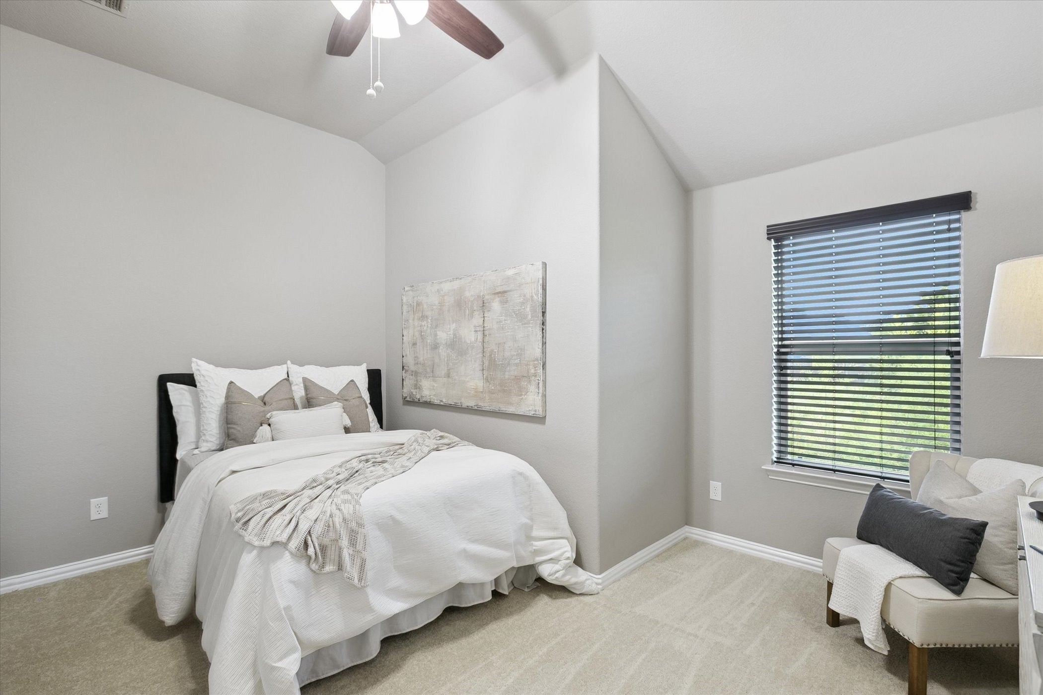 North Richland Hills, Texas, 76182, United States, 4 Bedrooms Bedrooms, ,2 BathroomsBathrooms,Residential,For Sale,1979641