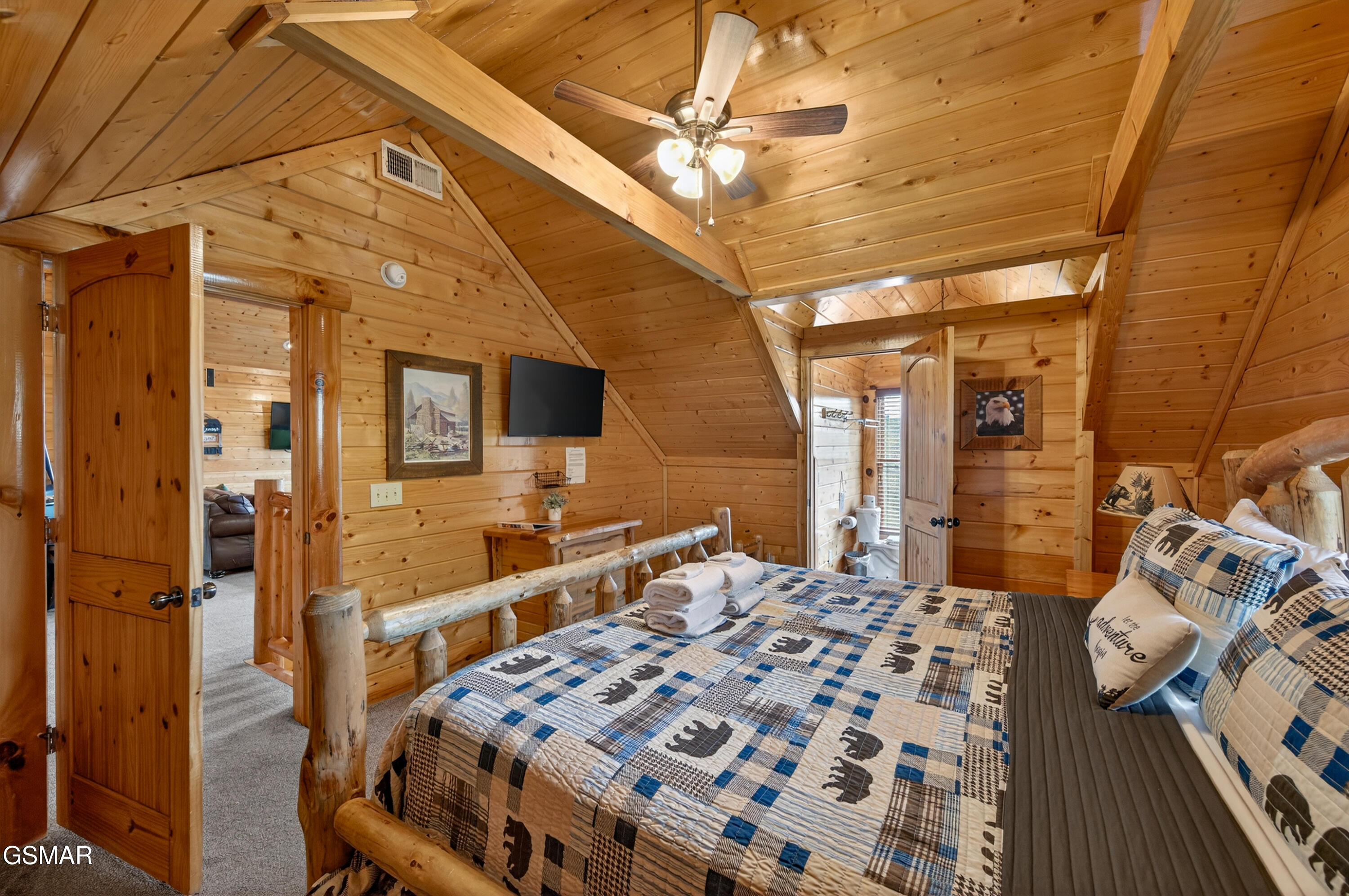 Sevierville, Tennessee, 37862, United States, 3 Bedrooms Bedrooms, ,5 BathroomsBathrooms,Residential,For Sale,2021105