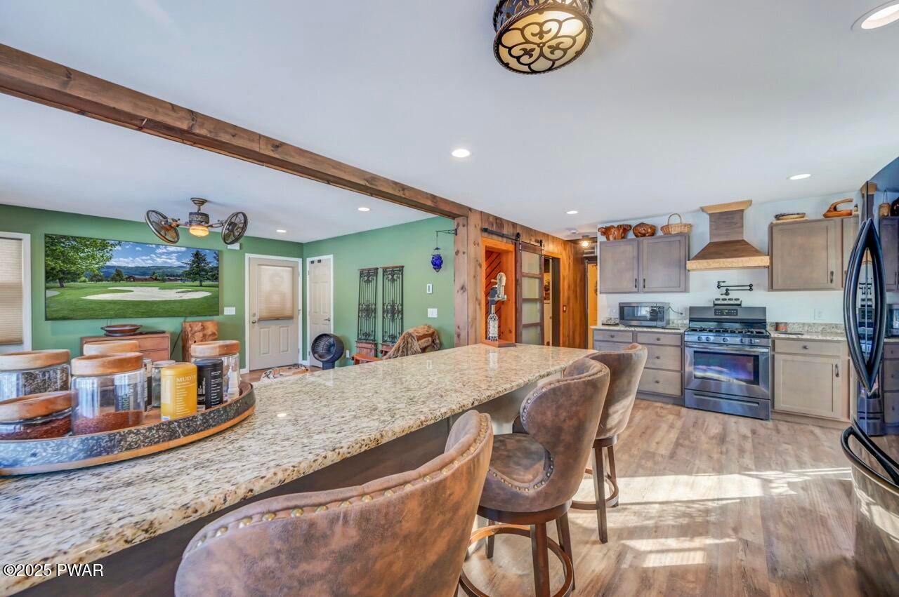 Dingmans Ferry, Pennsylvania, 18328, United States, 2 Bedrooms Bedrooms, ,1 BathroomBathrooms,Residential,For Sale,2006132