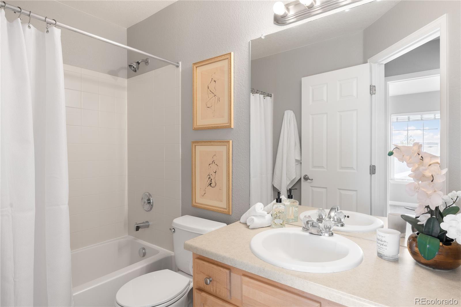 Westminster, Colorado, 80031, United States, 3 Bedrooms Bedrooms, ,4 BathroomsBathrooms,Residential,For Sale,1989650