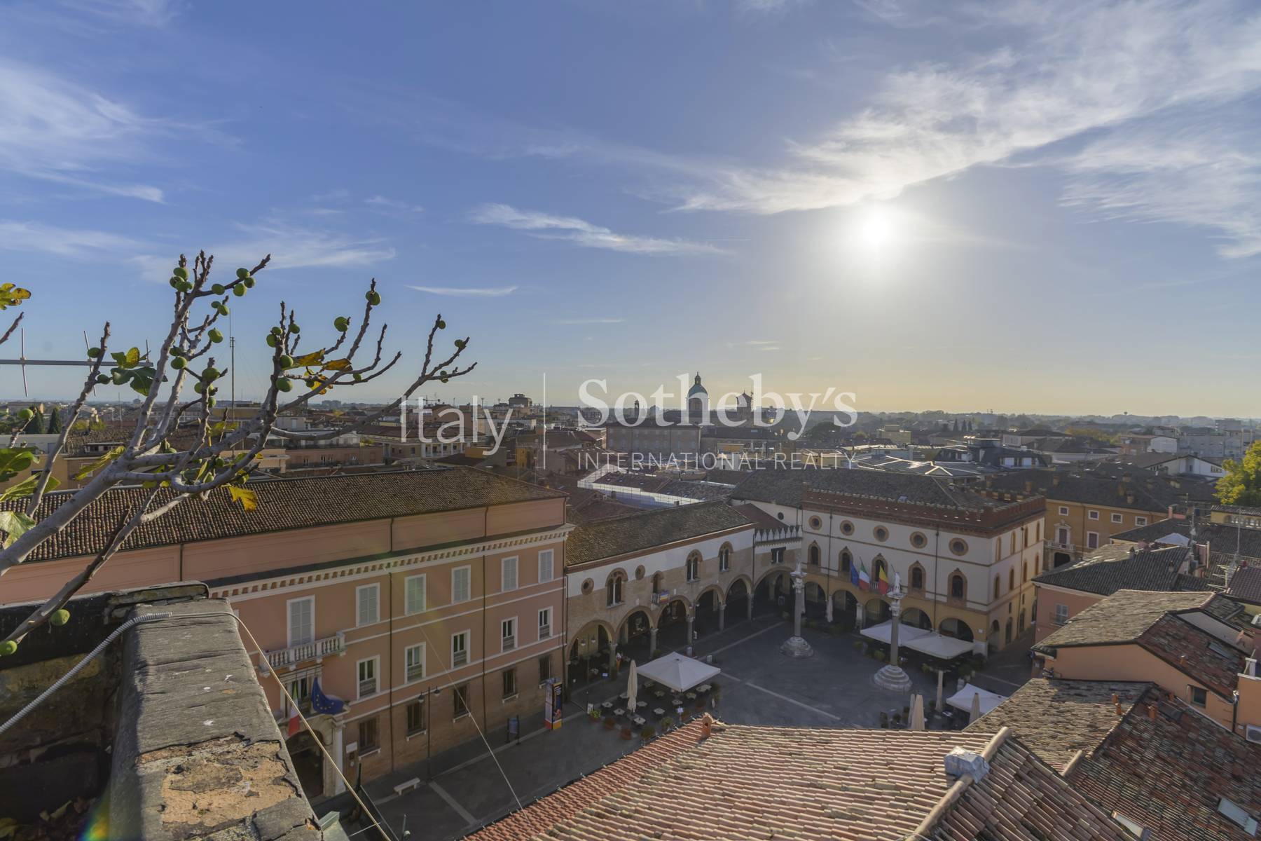  Historic Palace with Panoramic Tower in the Heart of Ravenna - 物件實景
