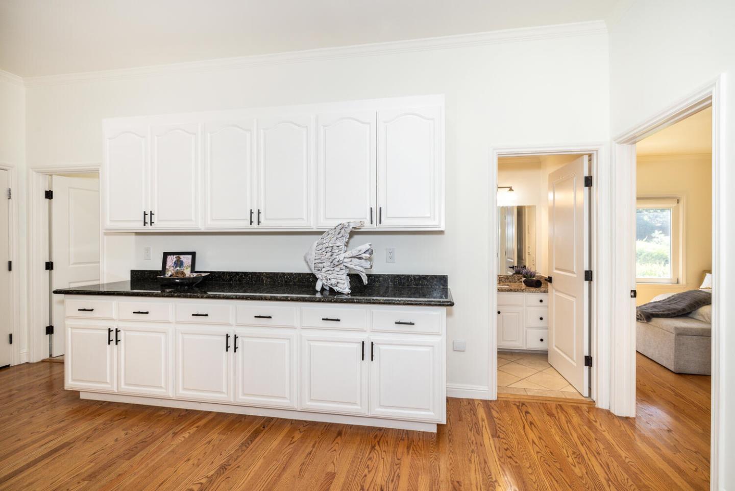 Hillsborough, California, 94010, United States, 5 Bedrooms Bedrooms, ,5 BathroomsBathrooms,Residential,For Sale,1940320