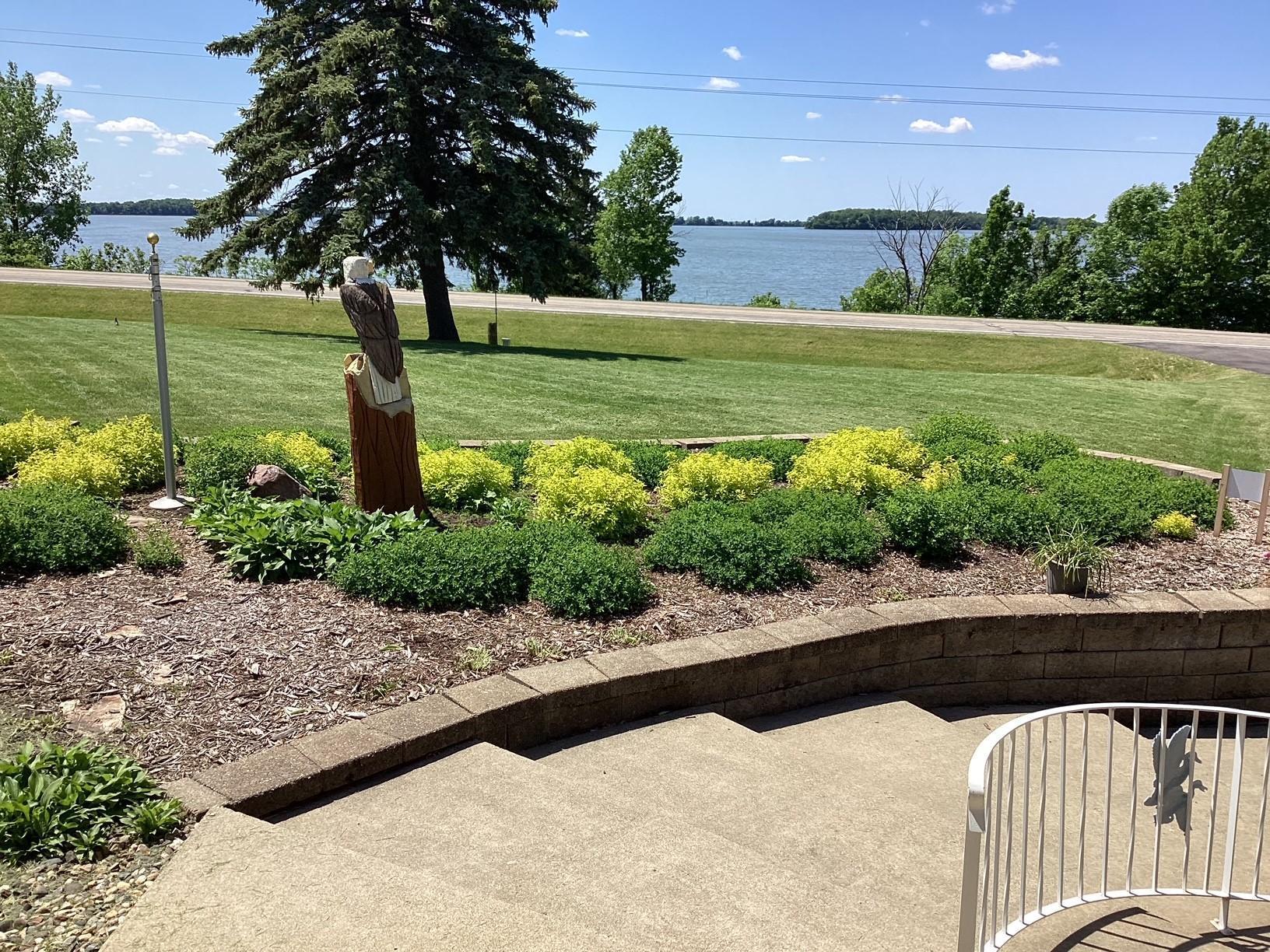 Alden, Minnesota, 56009, United States, 4 Bedrooms Bedrooms, ,1 BathroomBathrooms,Residential,For Sale,1920327
