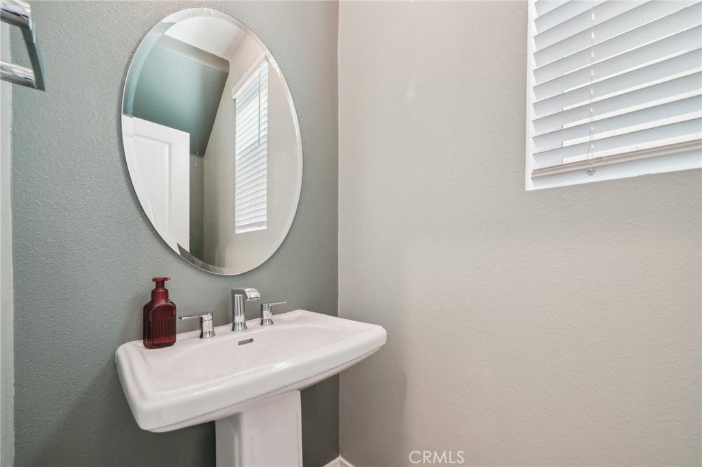 Fontana, California, 92336, United States, 3 Bedrooms Bedrooms, ,3 BathroomsBathrooms,Residential,For Sale,1828389