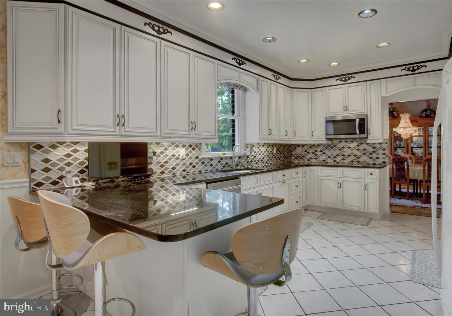 Chambersburg, Pennsylvania, 17202, United States, 5 Bedrooms Bedrooms, ,6 BathroomsBathrooms,Residential,For Sale,1989609