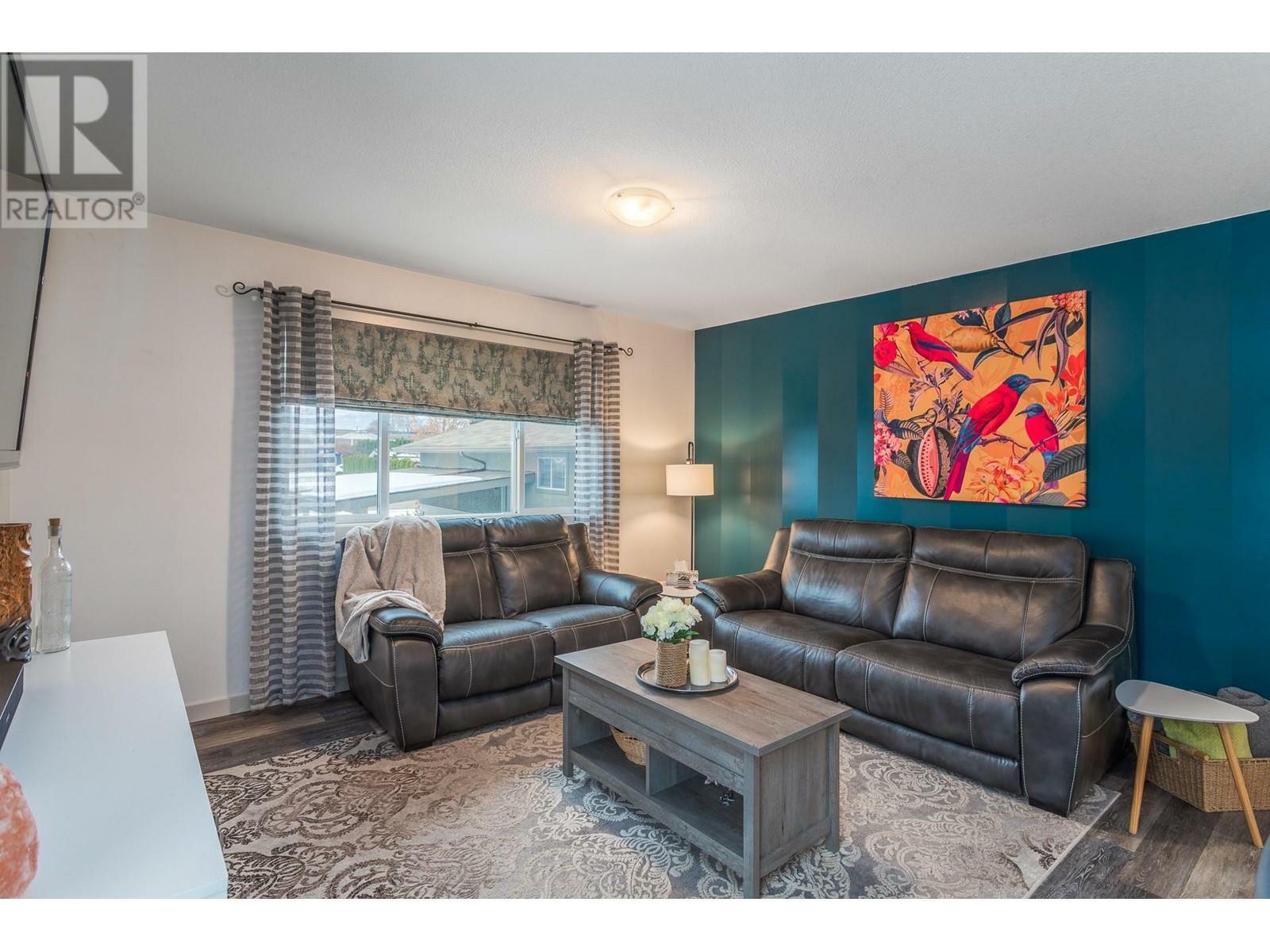 KELOWNA, British Columbia, V1X 2H2, CA, 3 Bedrooms Bedrooms, ,3 BathroomsBathrooms,Residential,For Sale,1839234