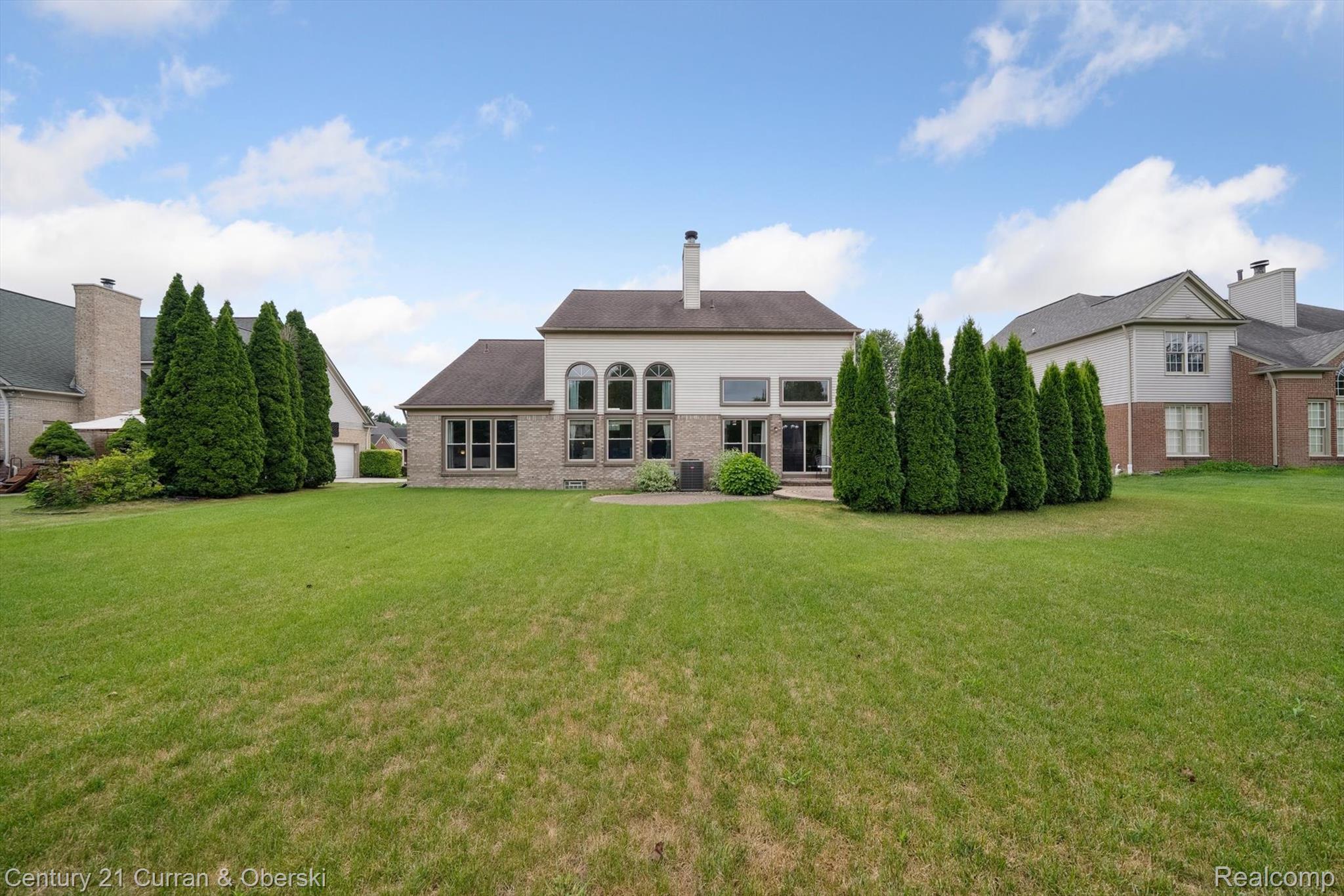 Canton Charter Township, Michigan, 48187, United States, 4 Bedrooms Bedrooms, ,3 BathroomsBathrooms,Residential,For Sale,1977619