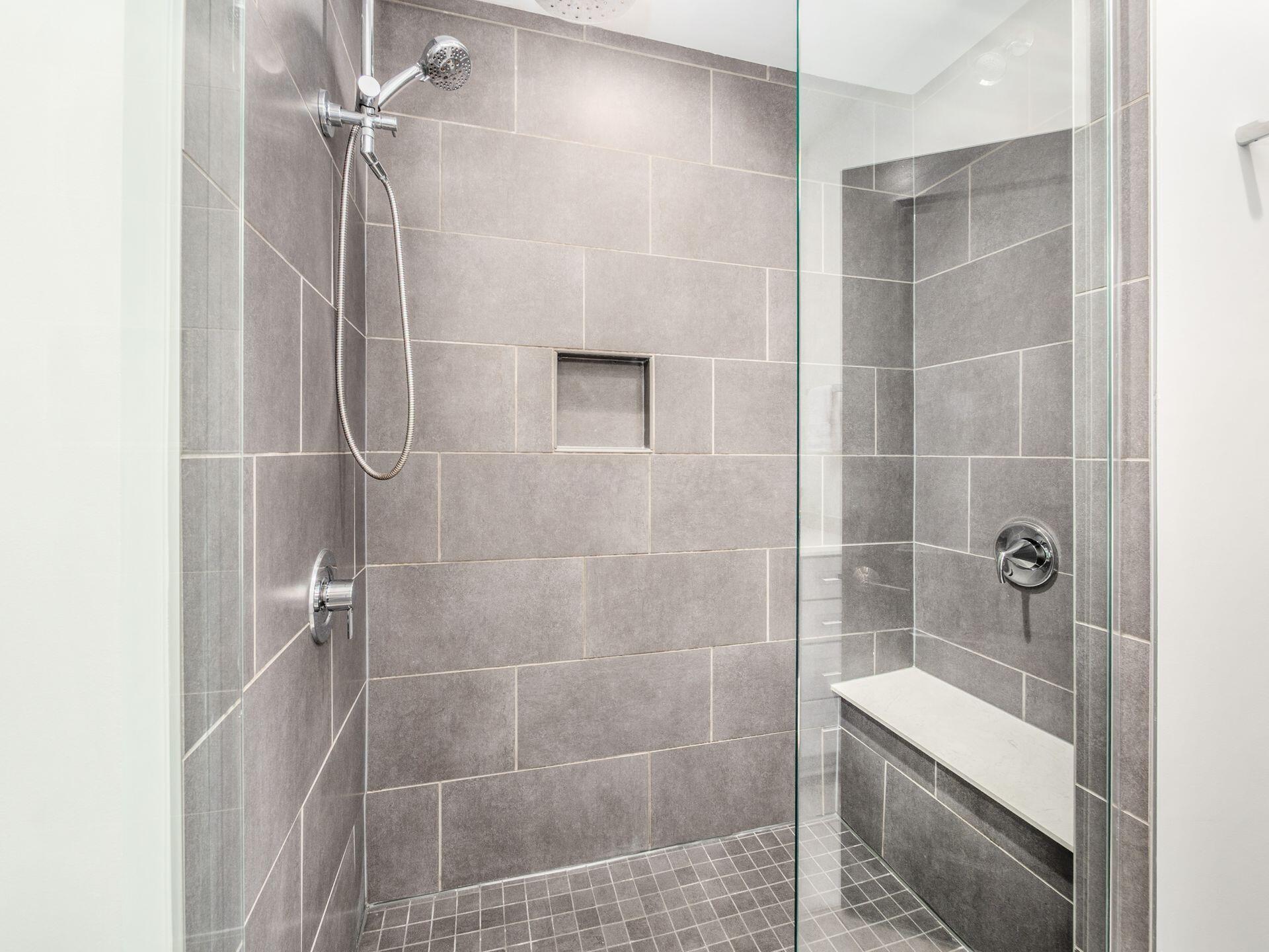 Columbus, Ohio, 43215, United States, 4 Bedrooms Bedrooms, ,4 BathroomsBathrooms,Residential,For Sale,1940716