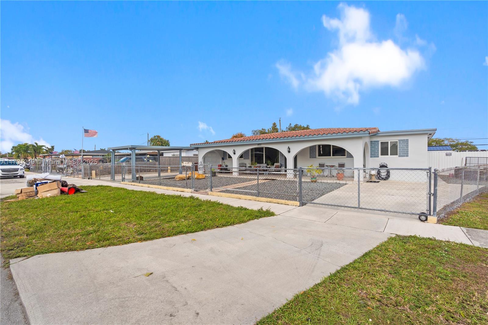 Hialeah, Florida, 33012, United States, 4 Bedrooms Bedrooms, ,4 BathroomsBathrooms,Residential,For Sale,1840227