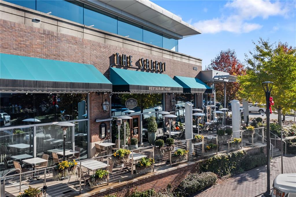 Atlanta, Georgia, 30328, United States, 3 Bedrooms Bedrooms, ,4 BathroomsBathrooms,Residential,For Sale,1994391