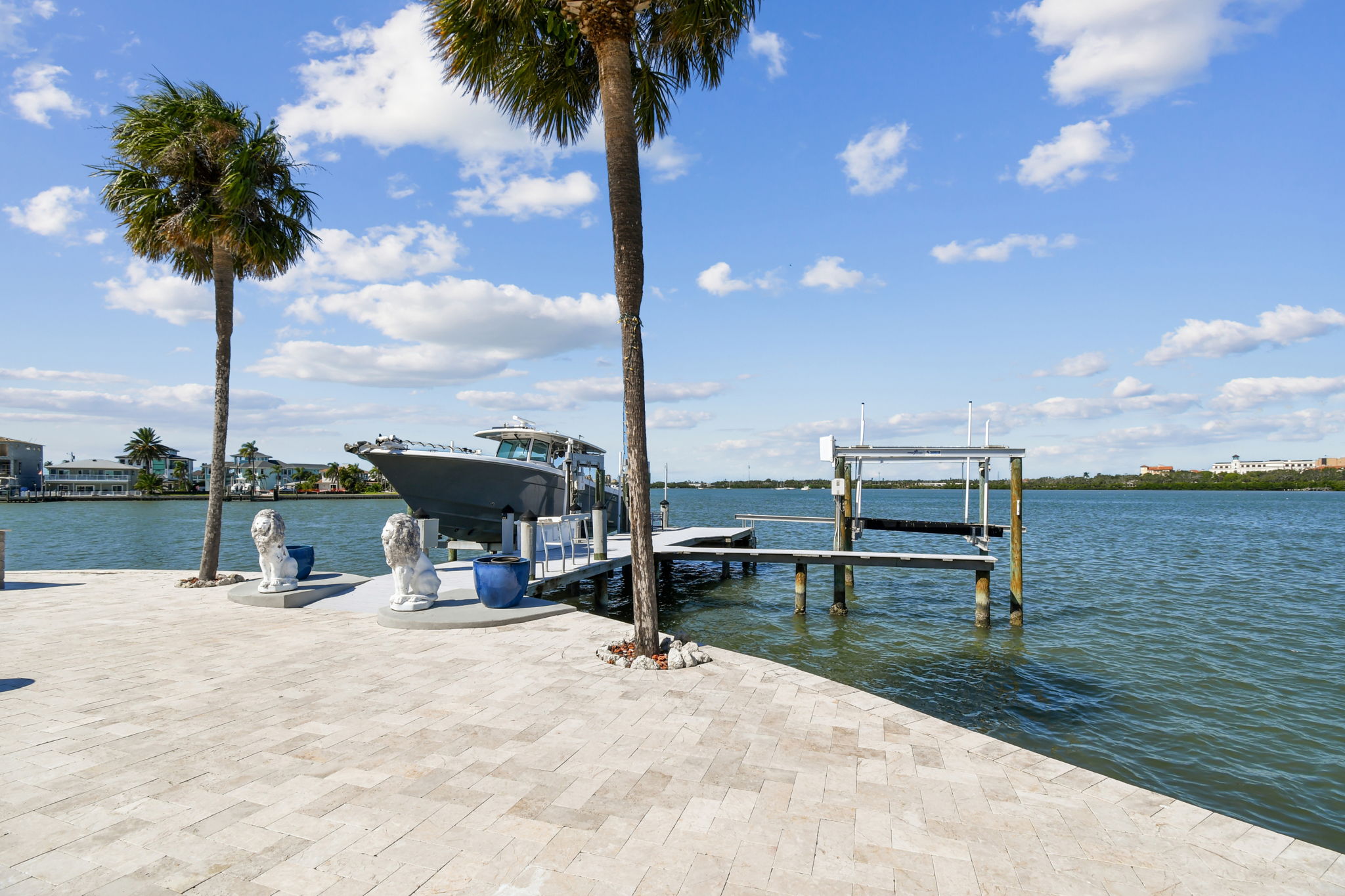 Madeira Beach, Florida, 33708, United States, 6 Bedrooms Bedrooms, ,6 BathroomsBathrooms,Residential,For Sale,1975666