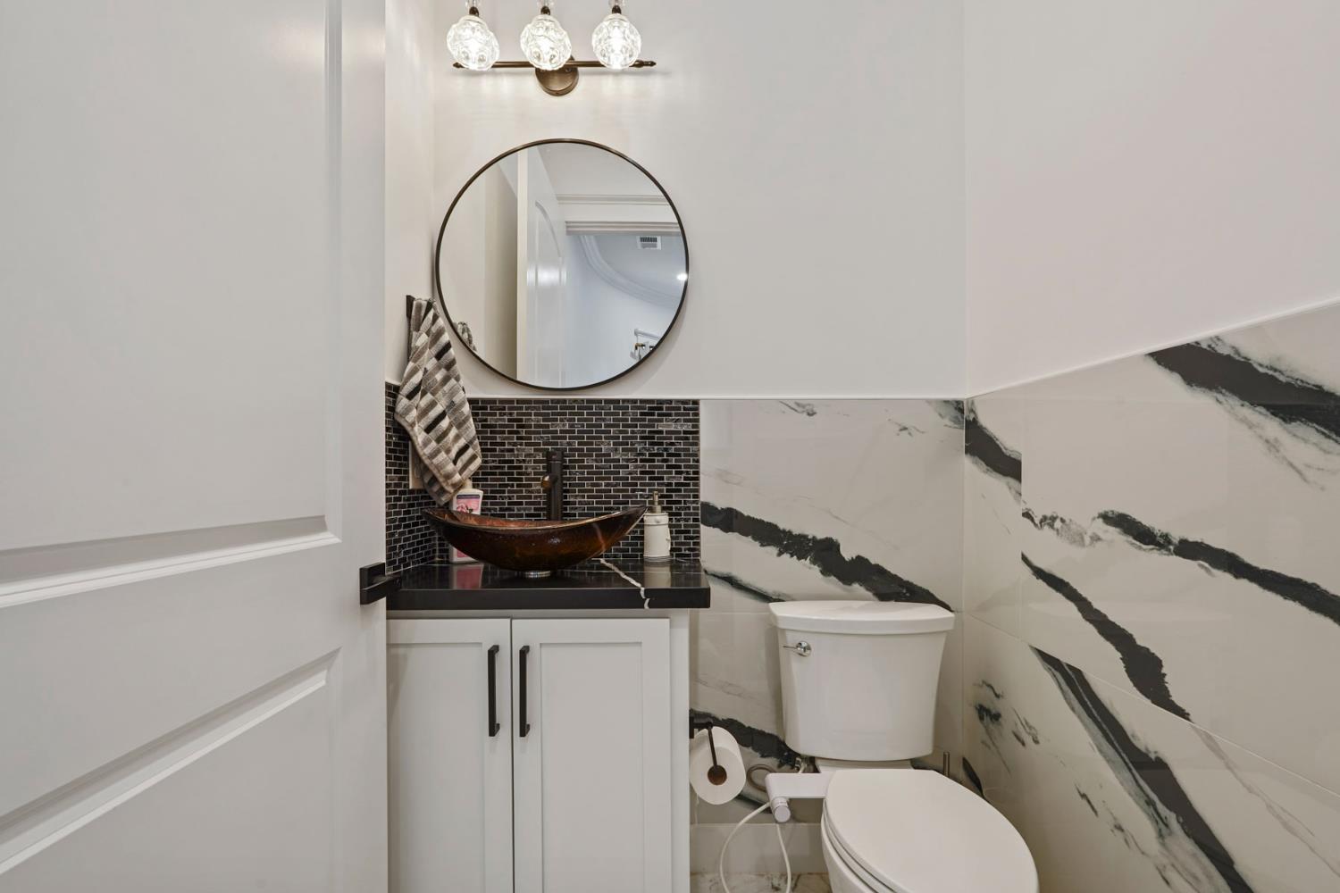 Lodi, California, 95242, United States, 5 Bedrooms Bedrooms, ,5 BathroomsBathrooms,Residential,For Sale,2012542