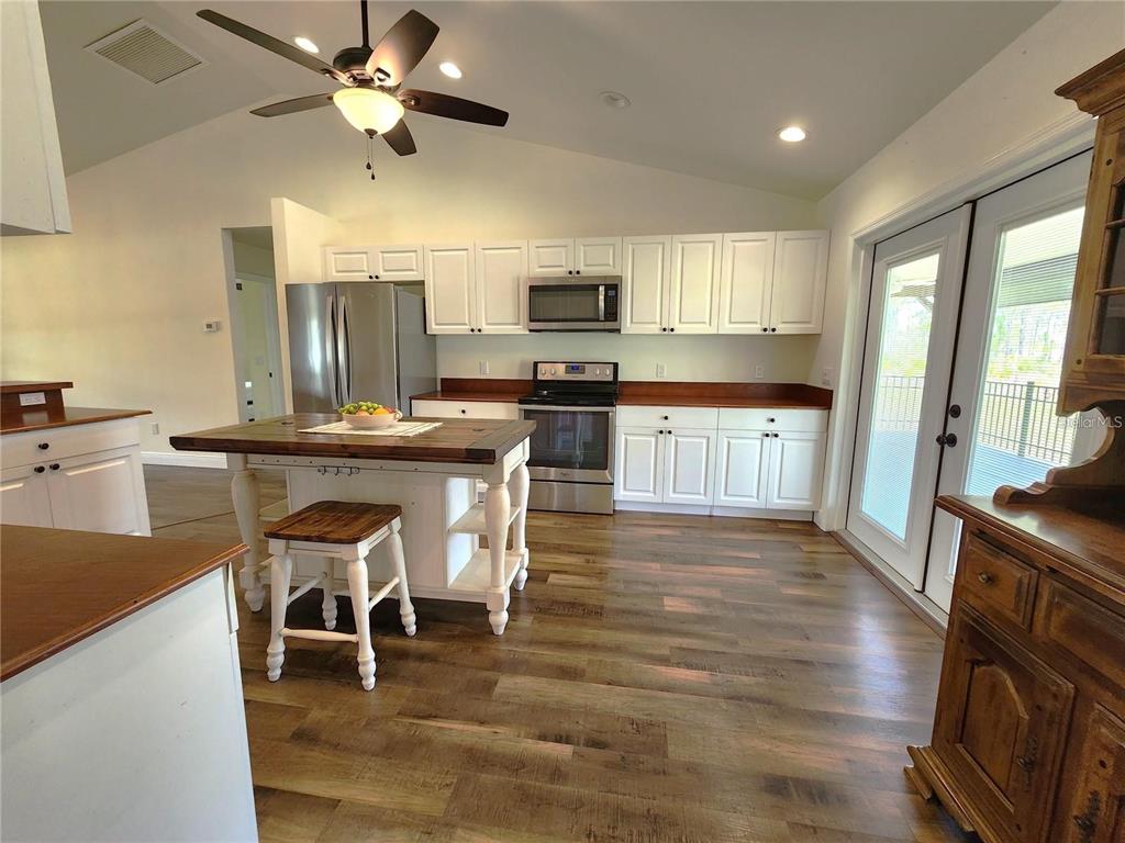 Punta Gorda, Florida, 33982, United States, 3 Bedrooms Bedrooms, ,2 BathroomsBathrooms,Residential,For Sale,1992347