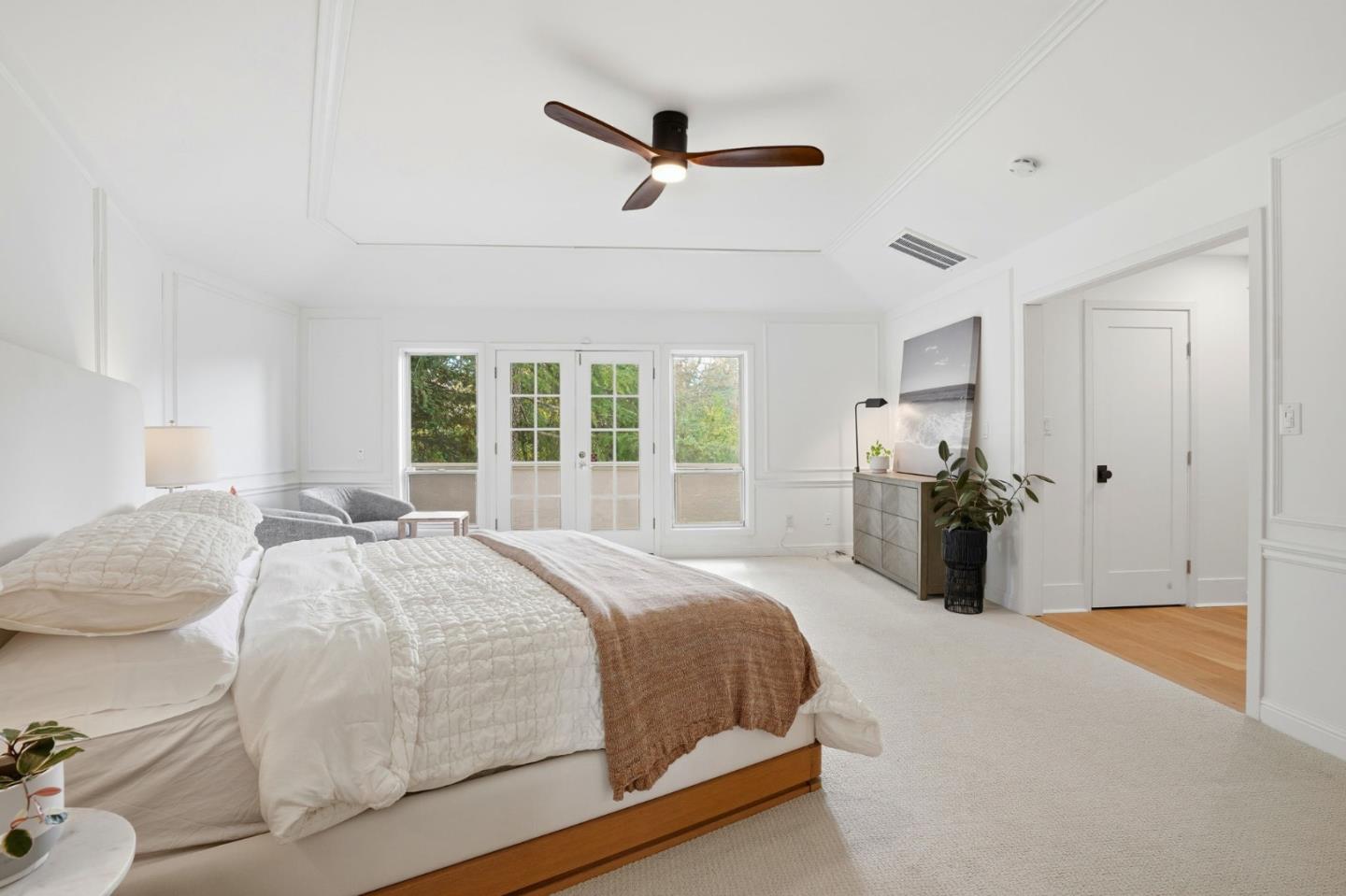 Walnut Creek, California, 94596, United States, 3 Bedrooms Bedrooms, ,4 BathroomsBathrooms,Residential,For Sale,1987935