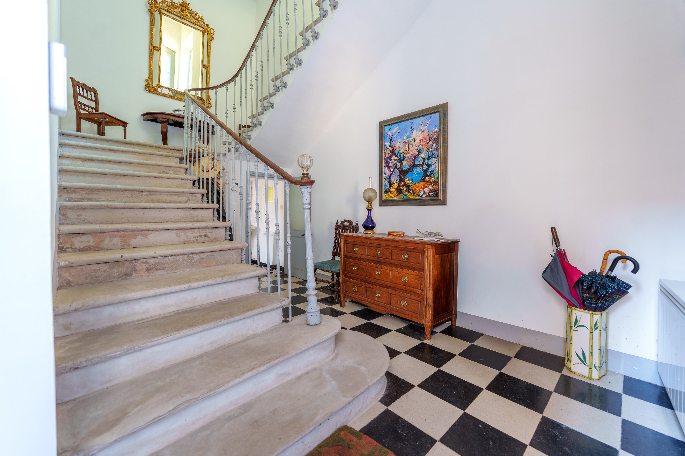  Exceptional vineyard estate – 75 hectares – Castle, grounds, swimming pool, and… - 物件實景