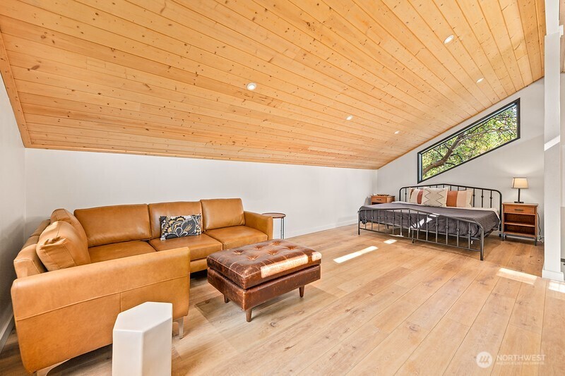 Friday Harbor, Washington, 98250, United States, 2 Bedrooms Bedrooms, ,1 BathroomBathrooms,Residential,For Sale,1850267