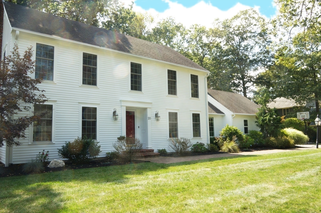 North Reading, Massachusetts, 01864, United States, 4 Bedrooms Bedrooms, ,3 BathroomsBathrooms,Residential,For Sale,1980722