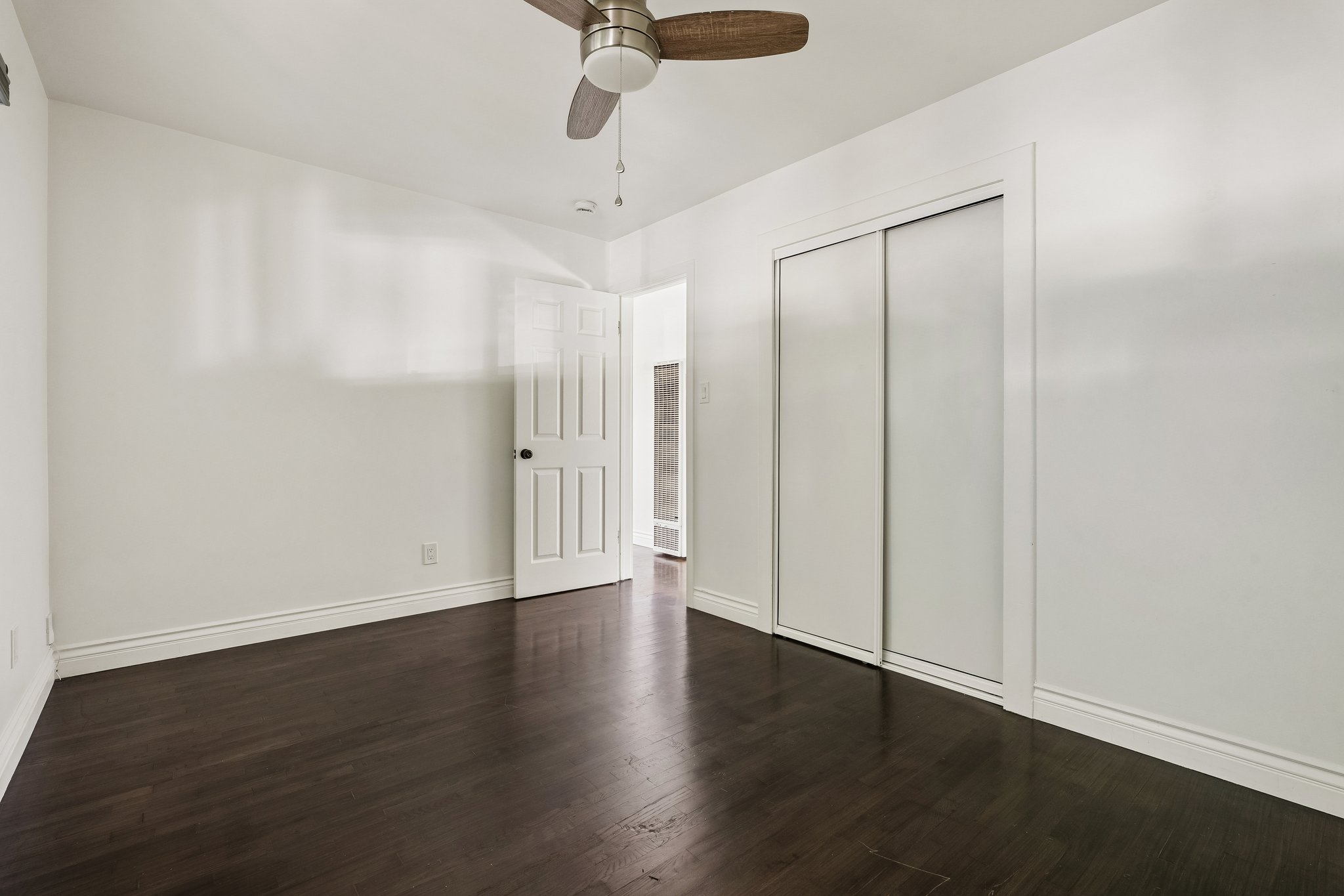  889 West 25th Street, Los Angeles, CA 90731 - 物件實景