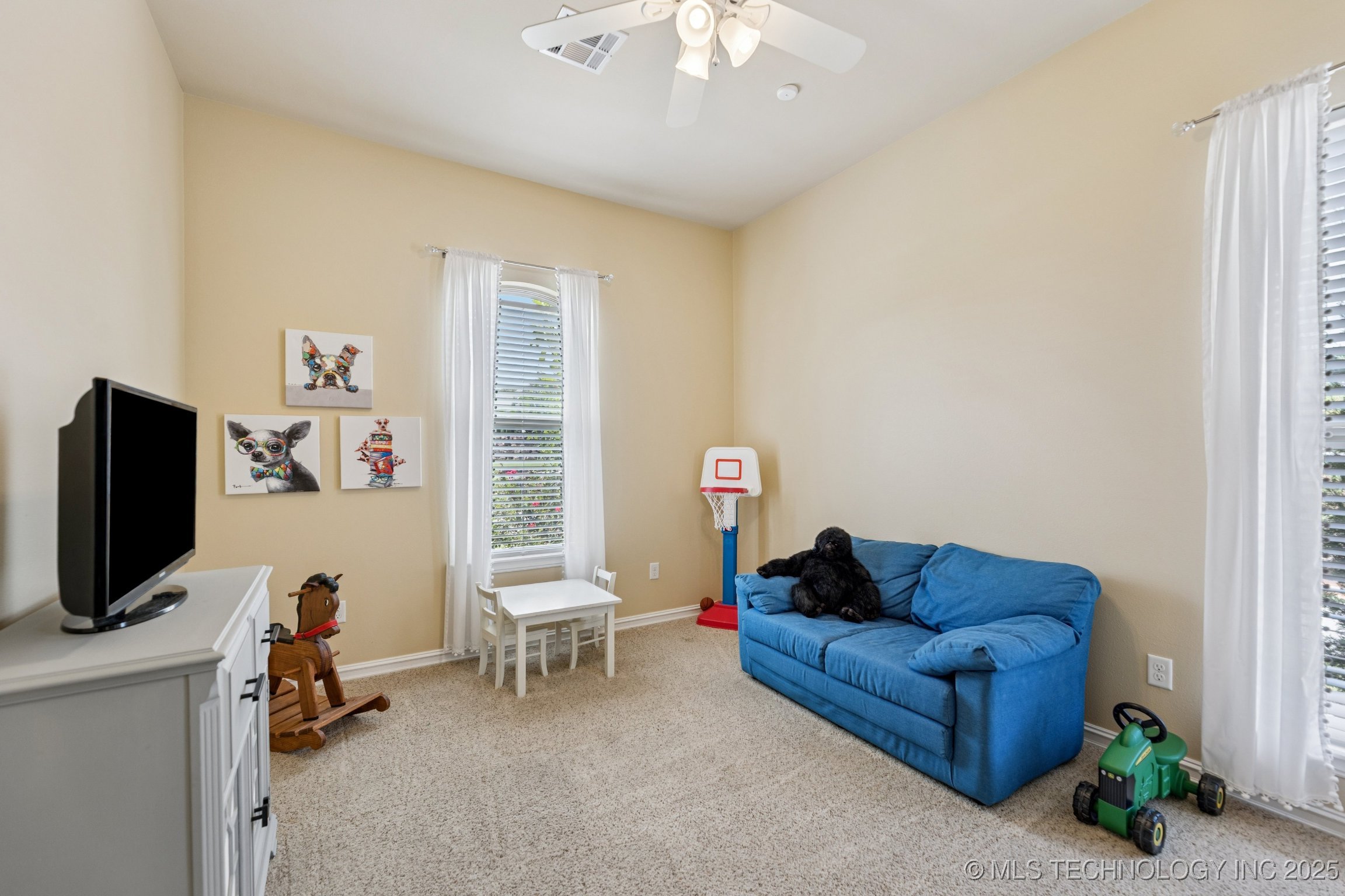 Sapulpa, Oklahoma, 74066, United States, 4 Bedrooms Bedrooms, ,4 BathroomsBathrooms,Residential,For Sale,1940003