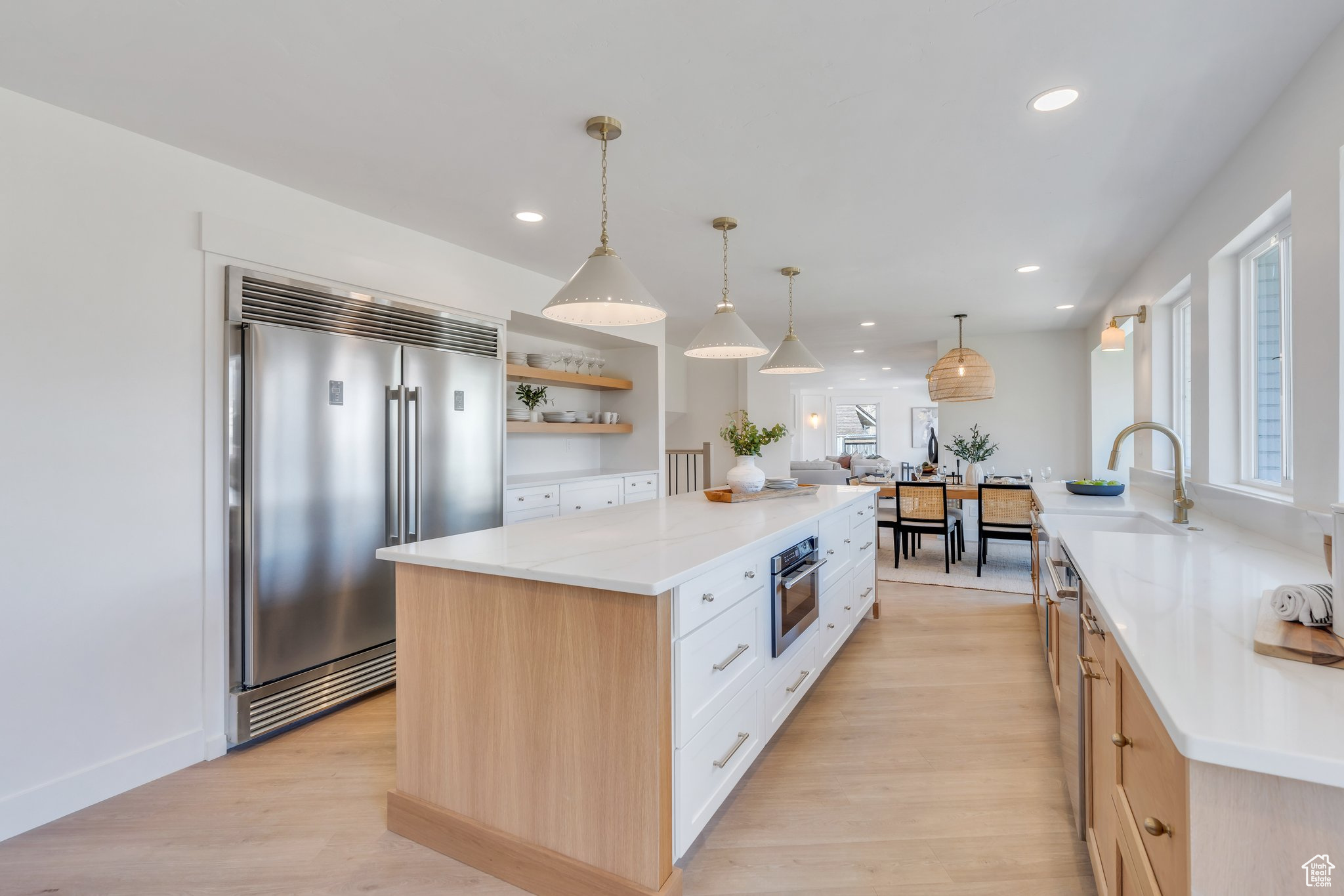 Orem, Utah, 84058, United States, 6 Bedrooms Bedrooms, ,6 BathroomsBathrooms,Residential,For Sale,1829132