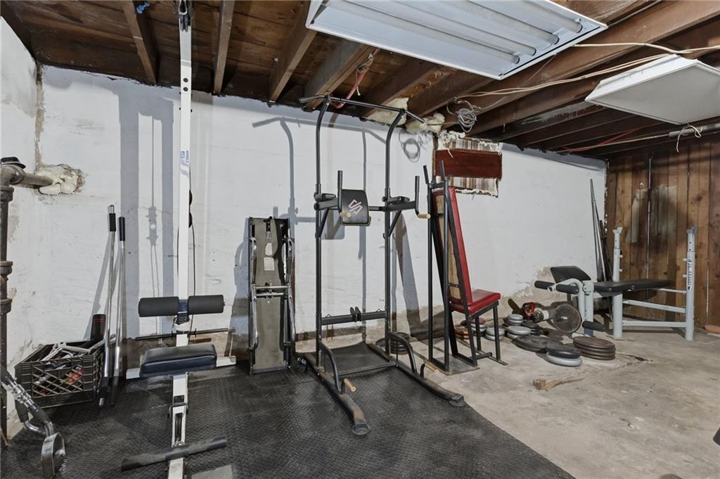 Pawtucket, Rhode Island, 02860, United States, 6 Bedrooms Bedrooms, ,2 BathroomsBathrooms,Residential,For Sale,2040708