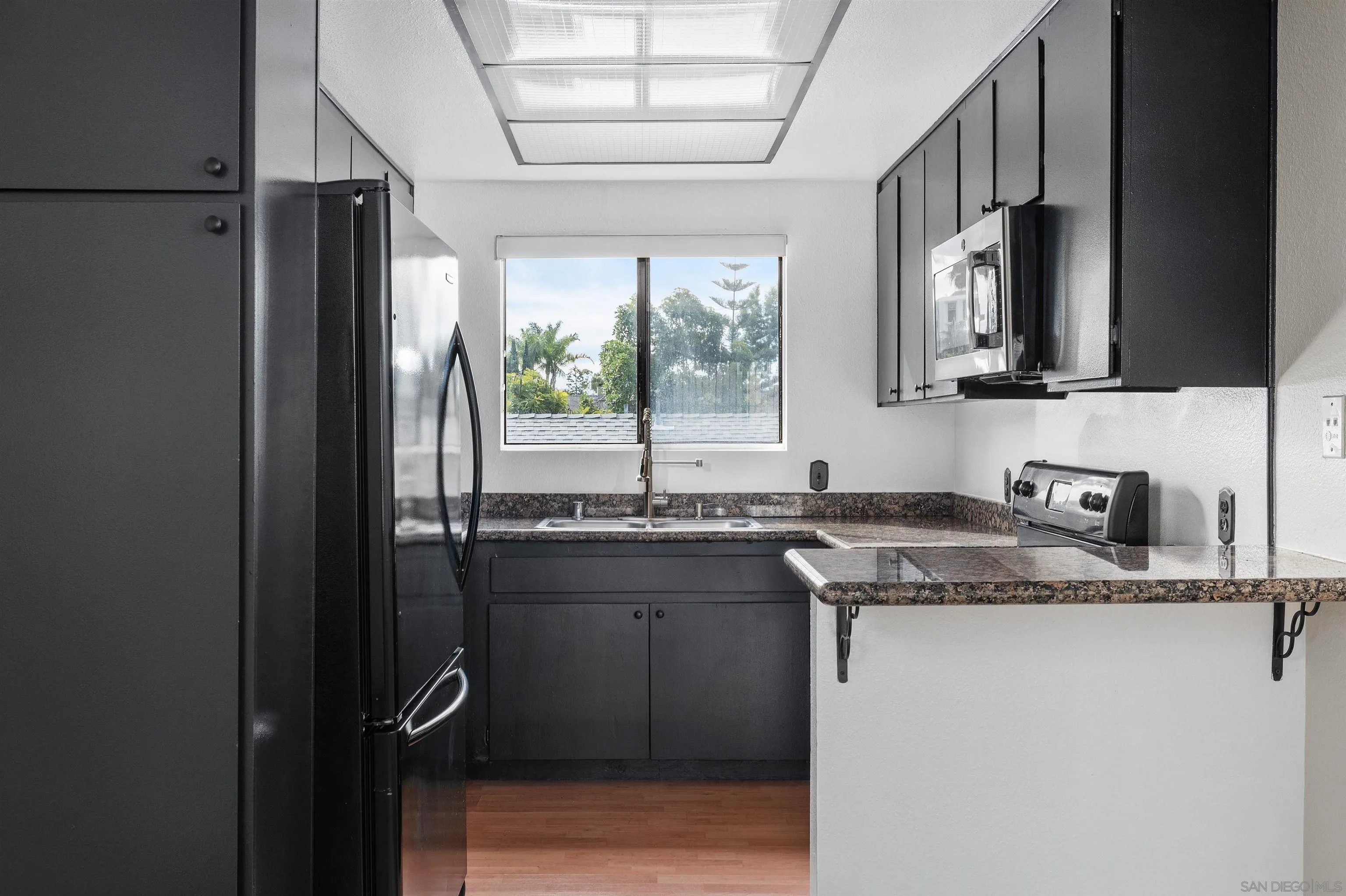 San Diego, California, 92116, United States, 2 Bedrooms Bedrooms, ,2 BathroomsBathrooms,Residential,For Sale,1995716