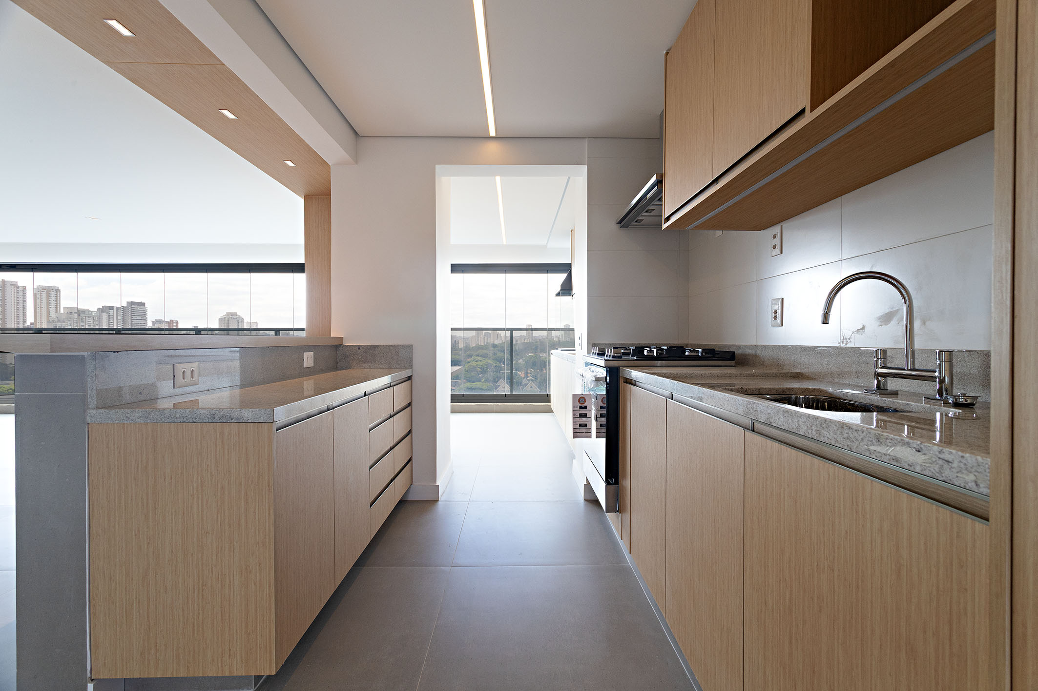  Apartment with permanent green views and tailored interior finishes - 物件實景