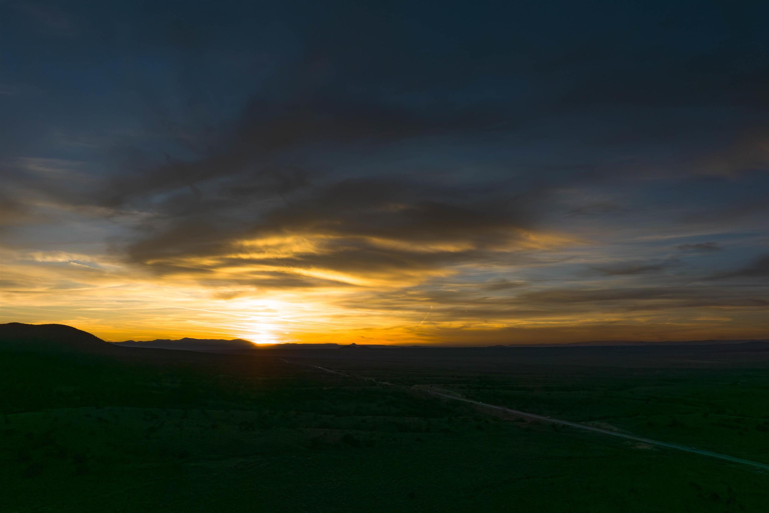 Ranchos De Taos, New Mexico, 87557-2740, United States, 3 Bedrooms Bedrooms, ,3 BathroomsBathrooms,Residential,For Sale,1998521